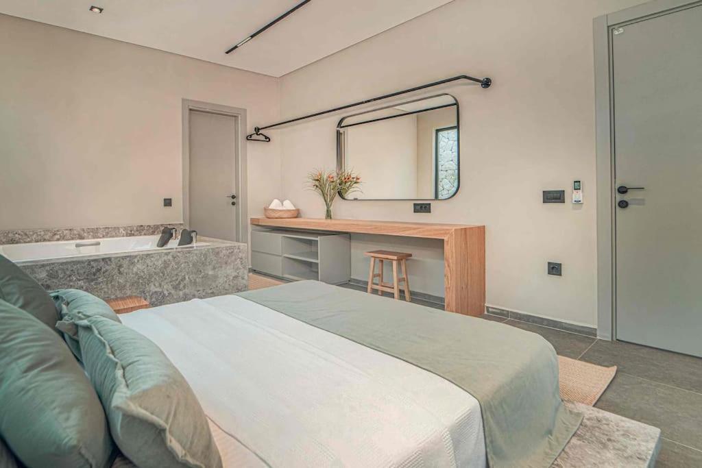 Villa Viohouses 4- Luxury Private Korunakli Oezel Havuzlu Fethiye