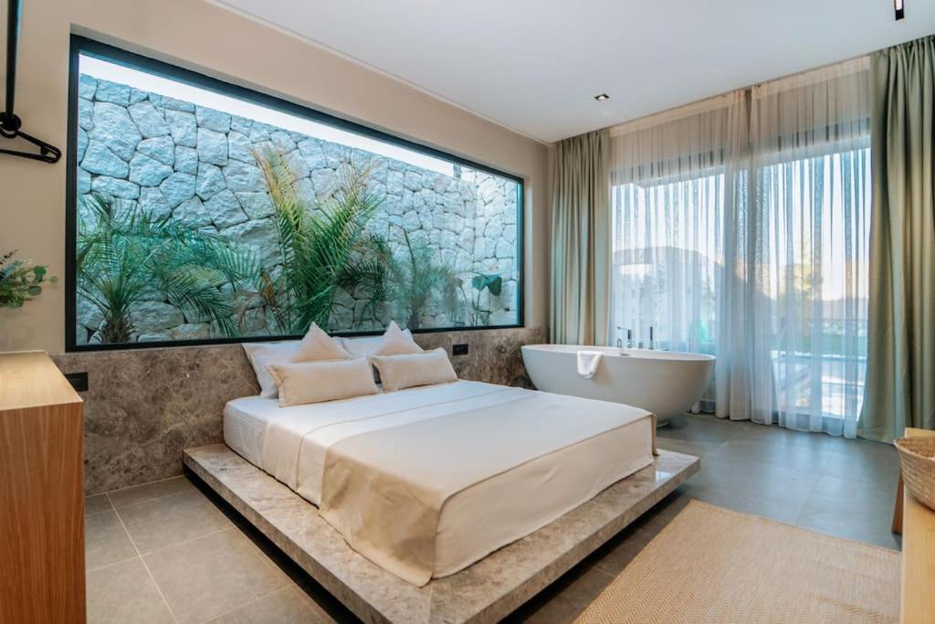 Viohouses 4- Luxury Private Korunakli Oezel Havuzlu Fethiye