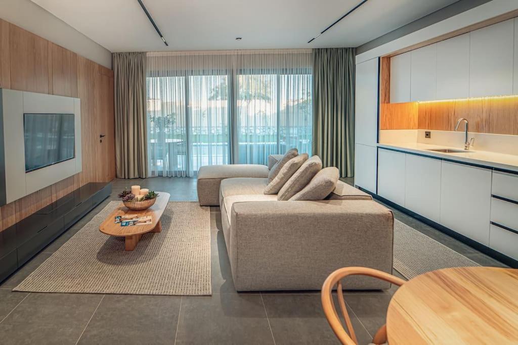 Viohouses 4- Luxury Private Korunakli Oezel Havuzlu