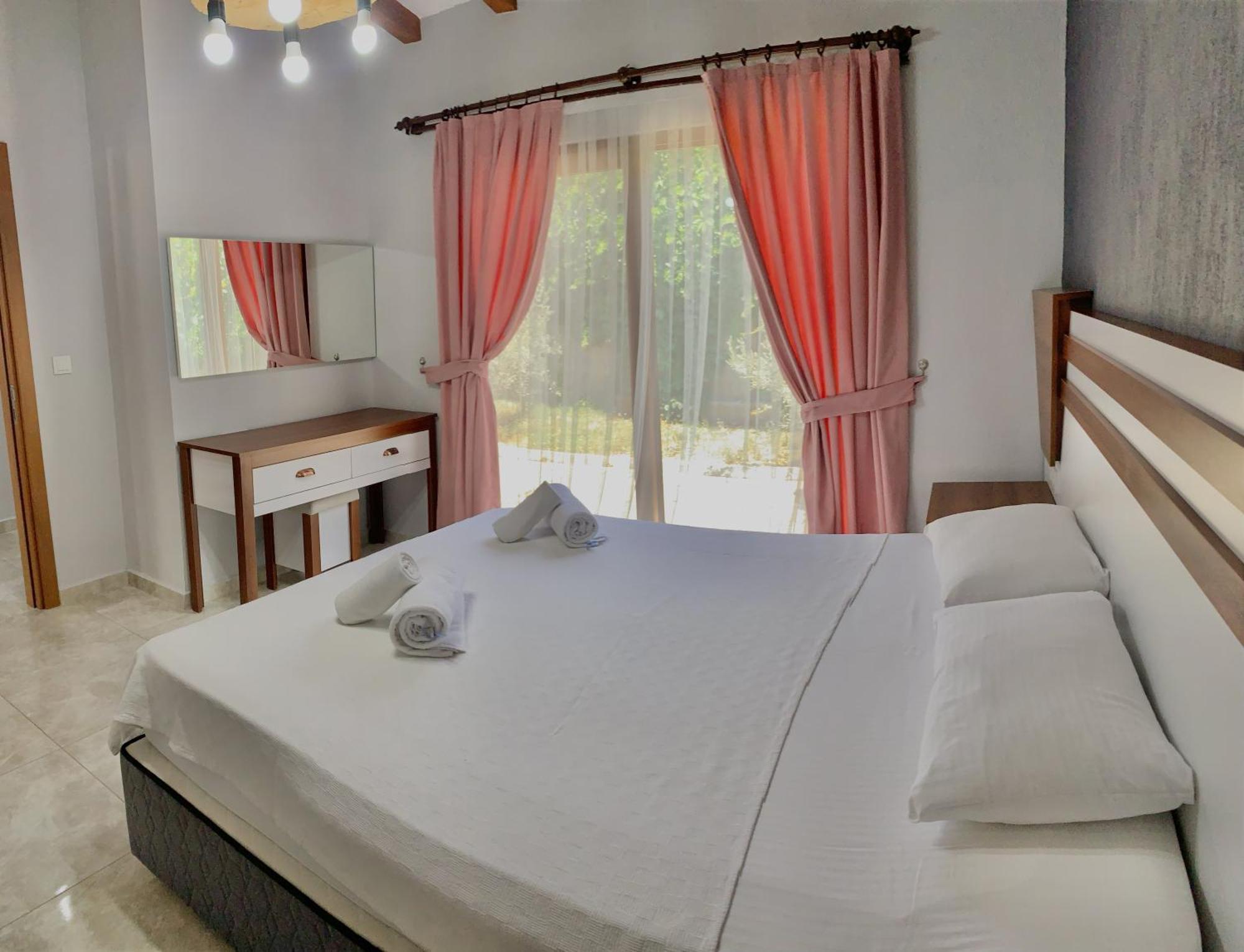Likya Akik 2+1 Villa, Oezel Havuzlu Villa *