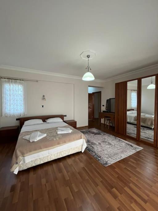 Deniz Villa
