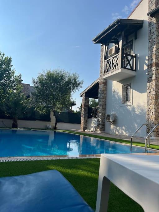 Deniz Villa