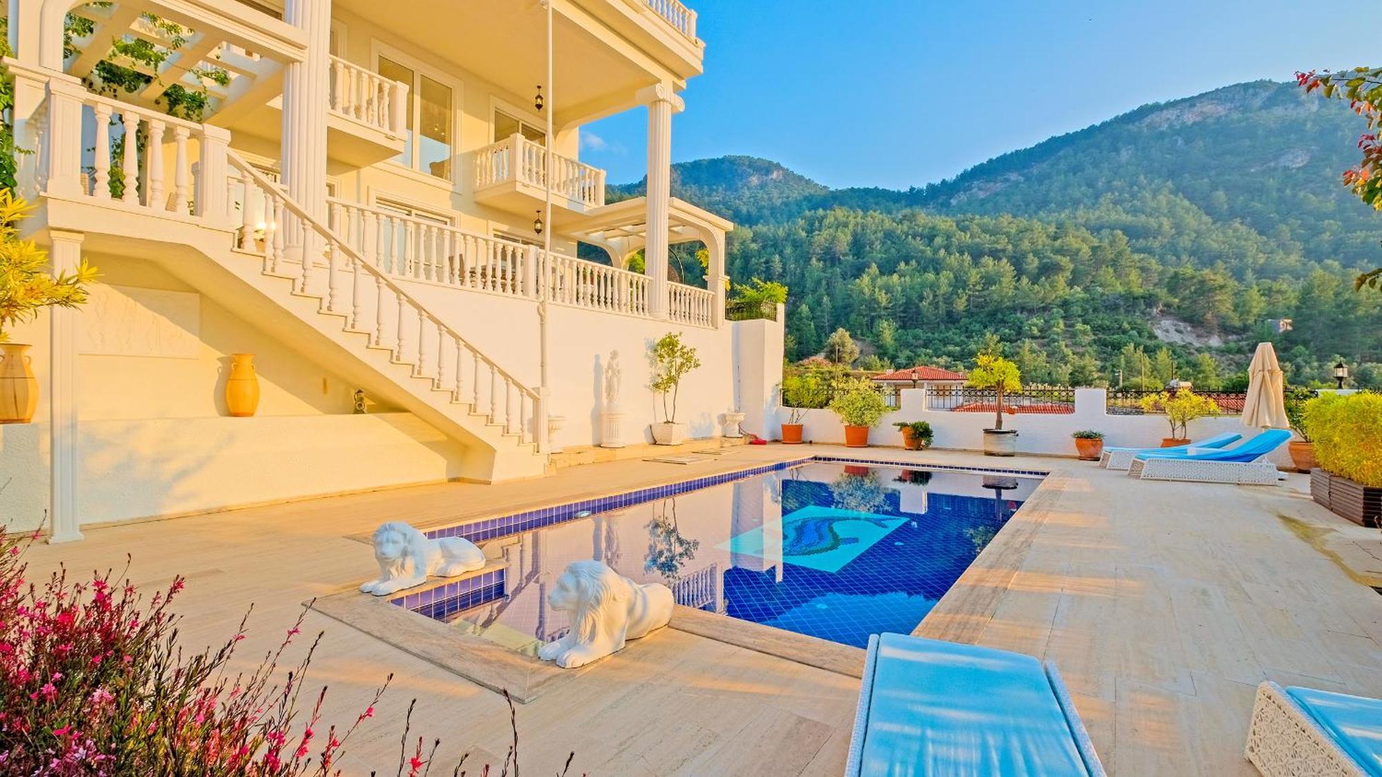 Bianca Villa