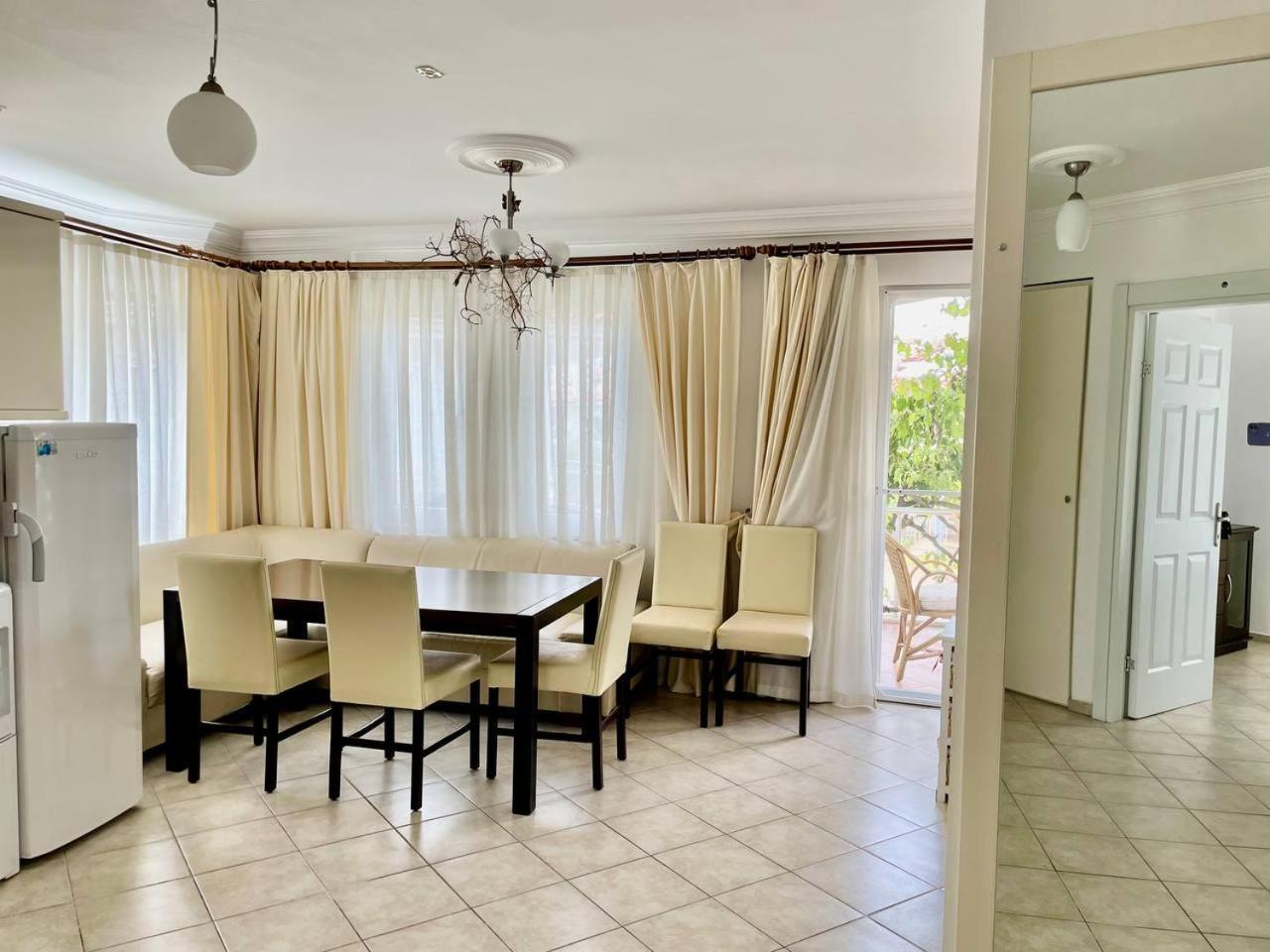 Sunset Club 3 Bedroom Apartment *