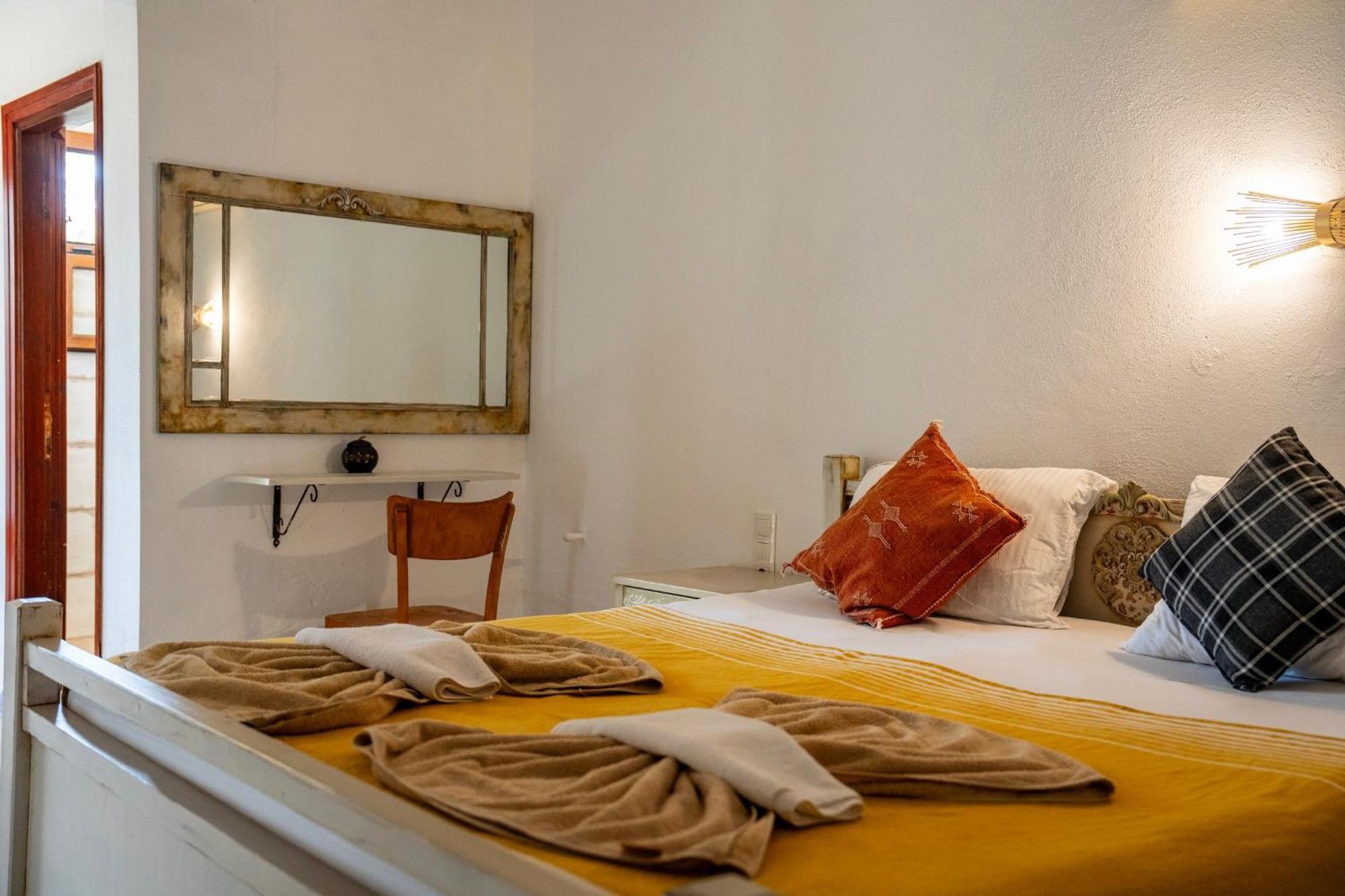 4 Bdr With Swimming Pool In Kayakoy Fethiye