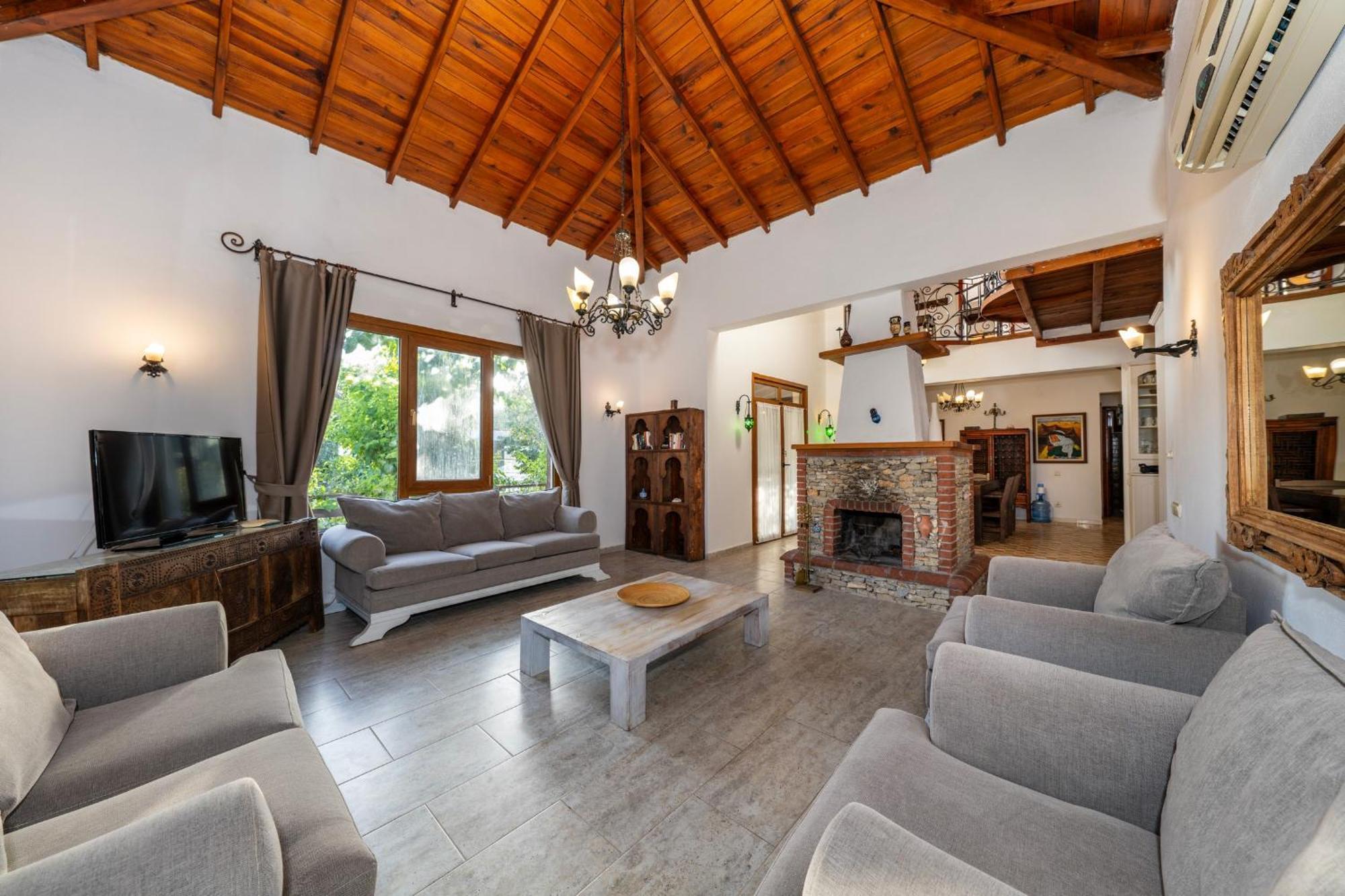 Villa 4 Bdr With Swimming Pool In Kayakoy *