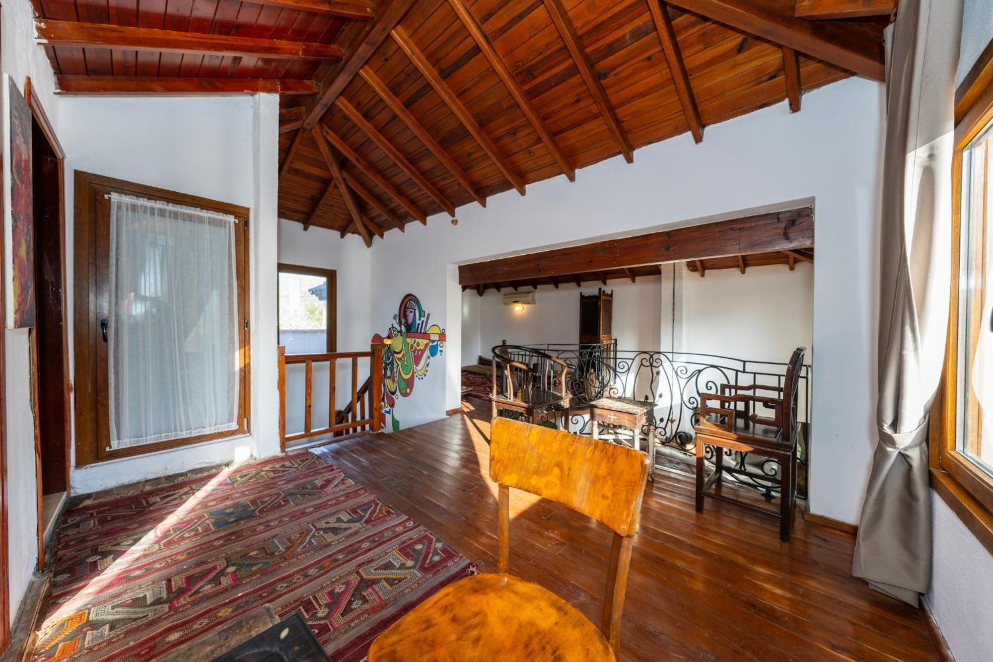 Villa 4 Bdr With Swimming Pool In Kayakoy *