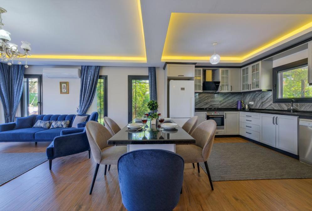 Melek Villa *