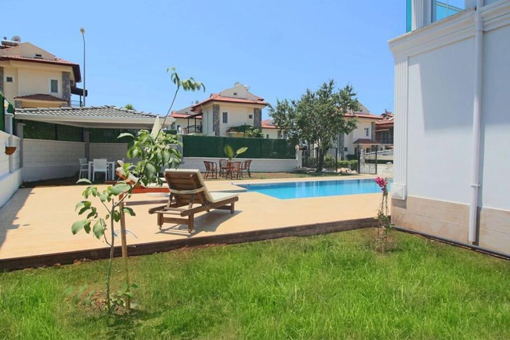 Luxury Detached *