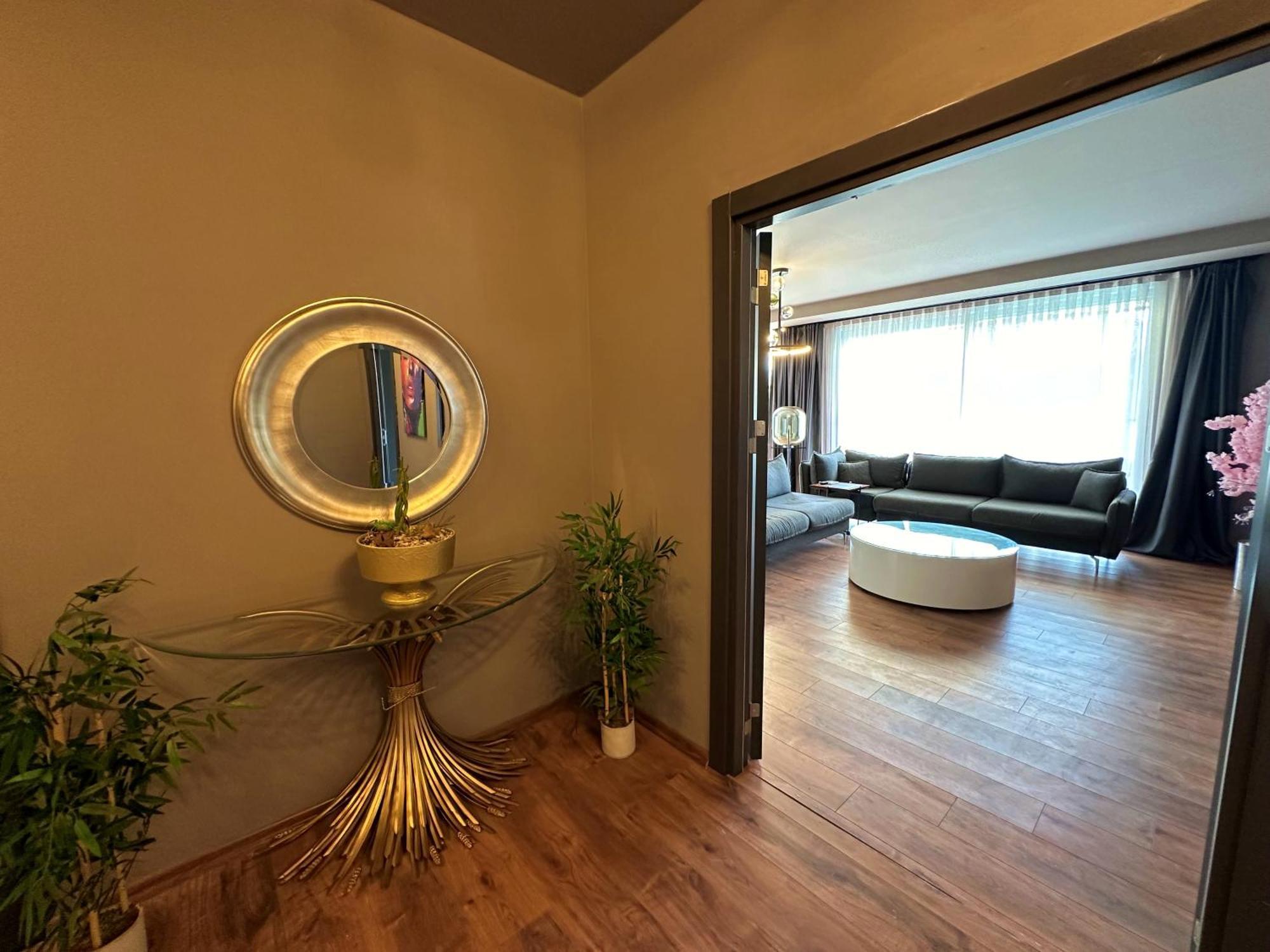 Villa Defne 3+1 Villa, Ovacik, Oeluedeniz, *