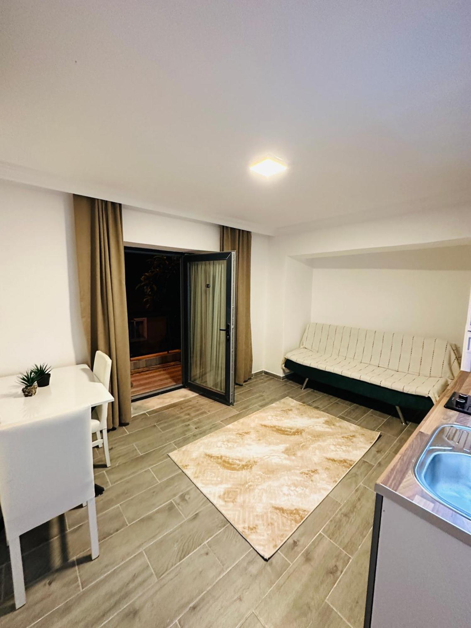 9 House Apart Otel *