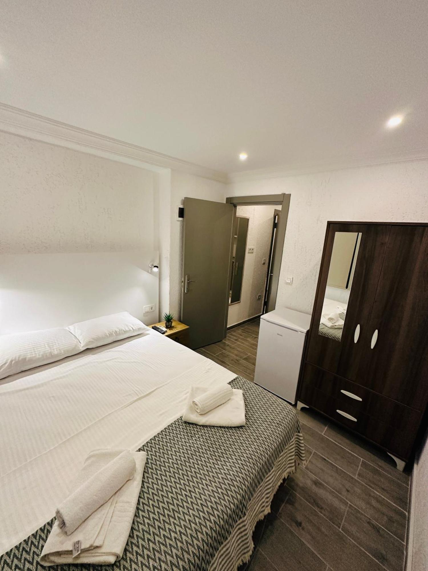 Apart Otel 9 House