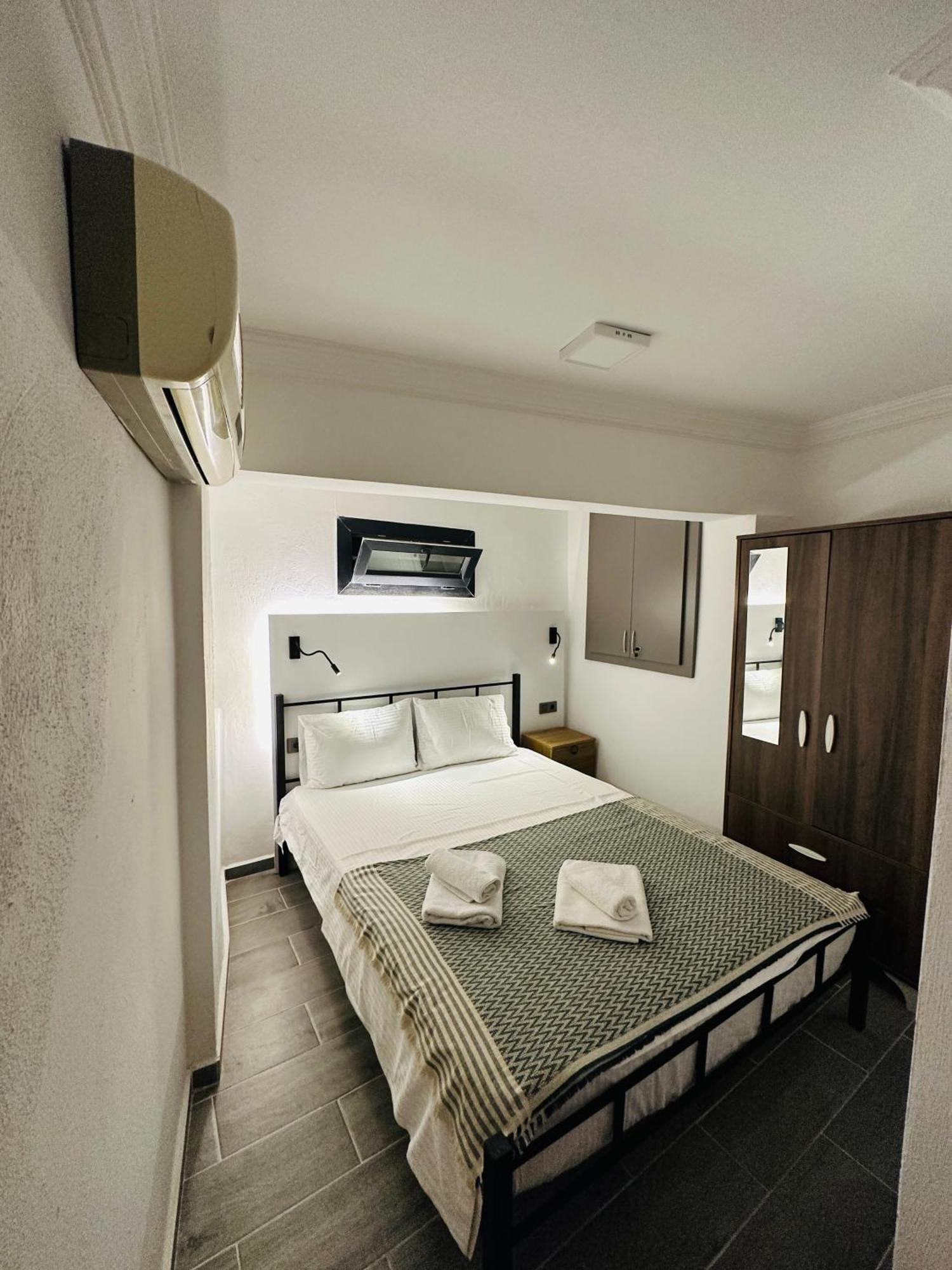 Apart Otel 9 House
