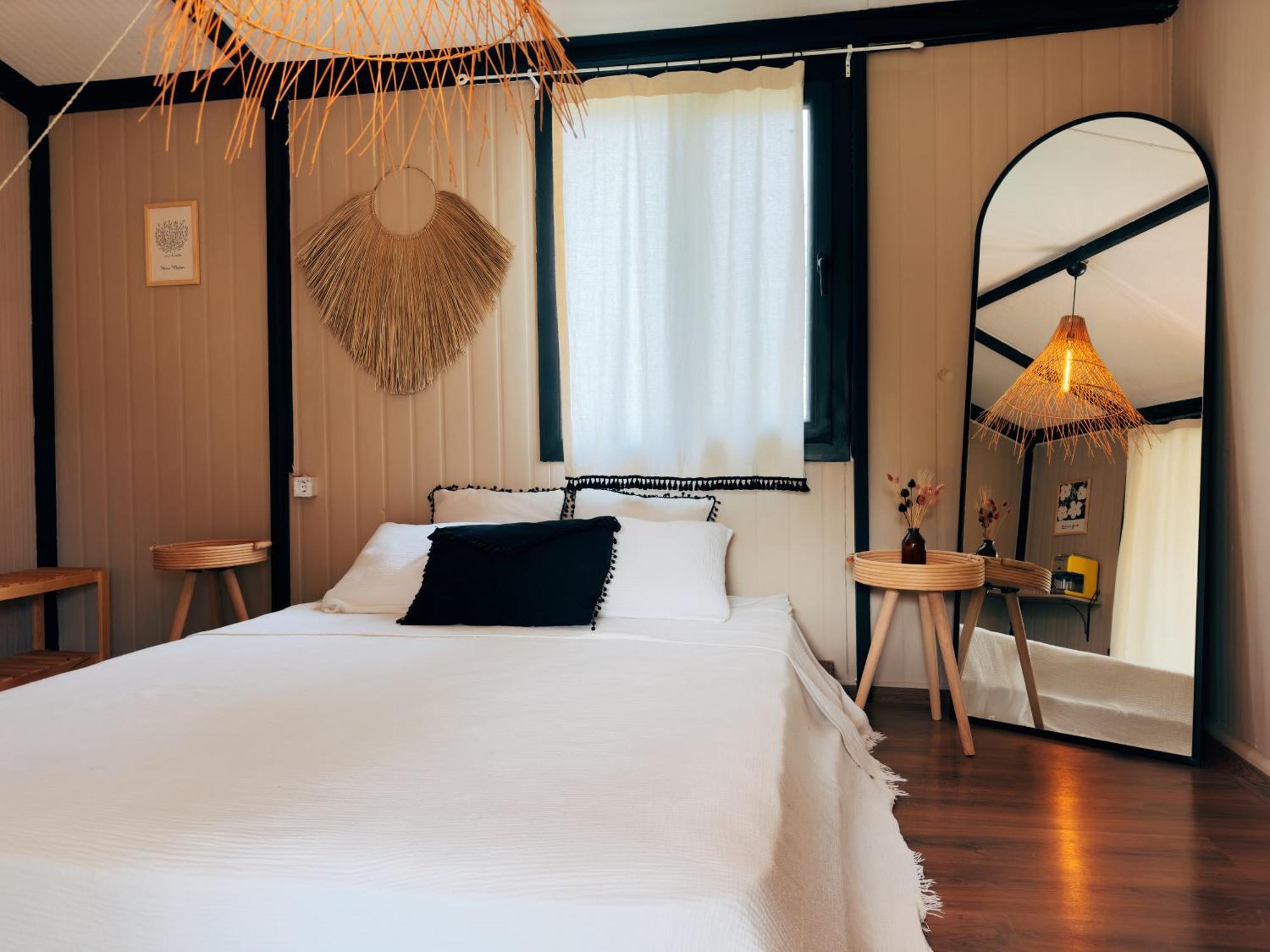 Oda ve Kahvaltı Alpinia Houses&garden Fethiye