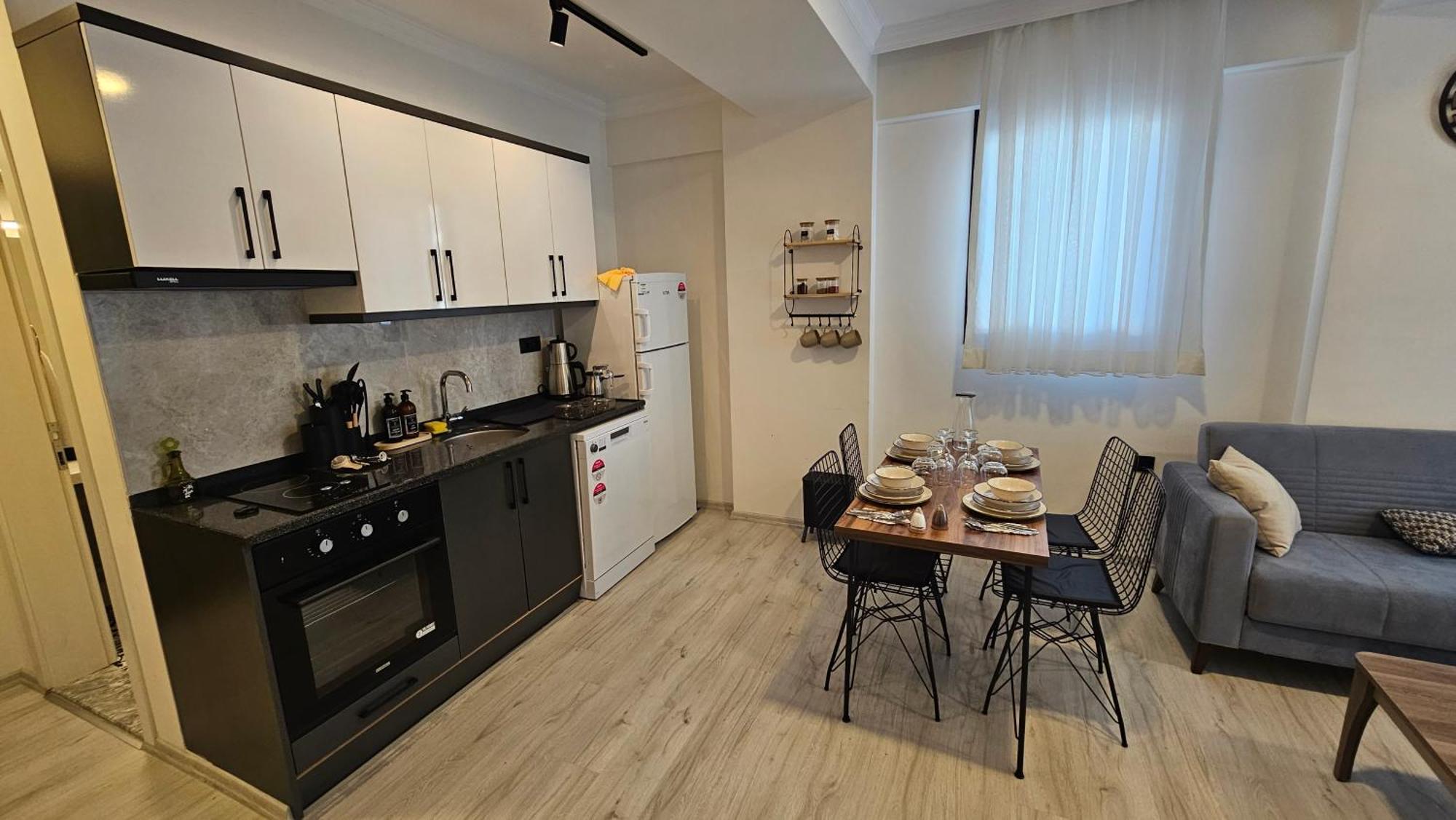 Riverside Suits-2 Ile Evinizde Gibi