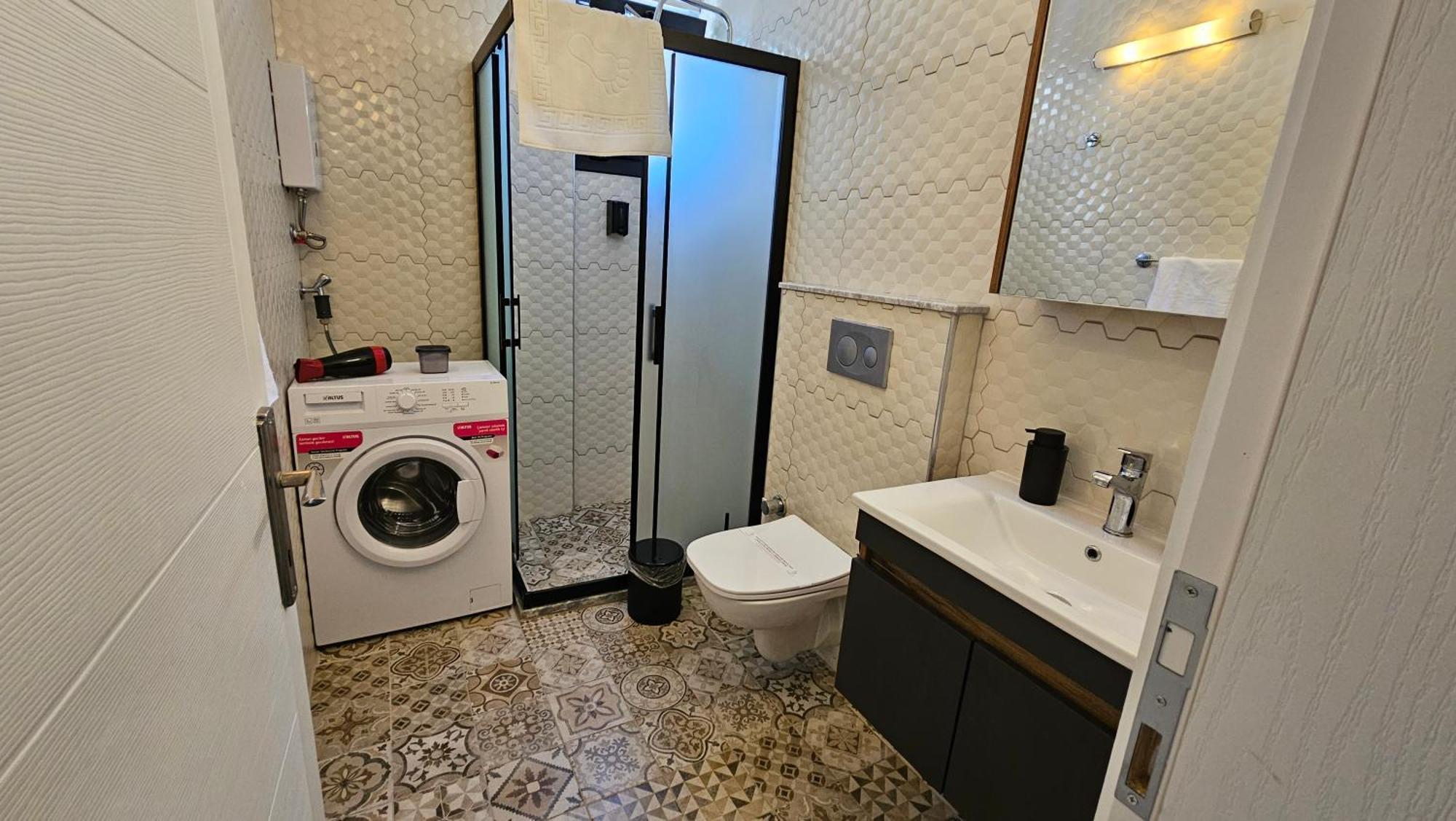 Riverside Suits-2 Ile Evinizde Gibi Apartment
