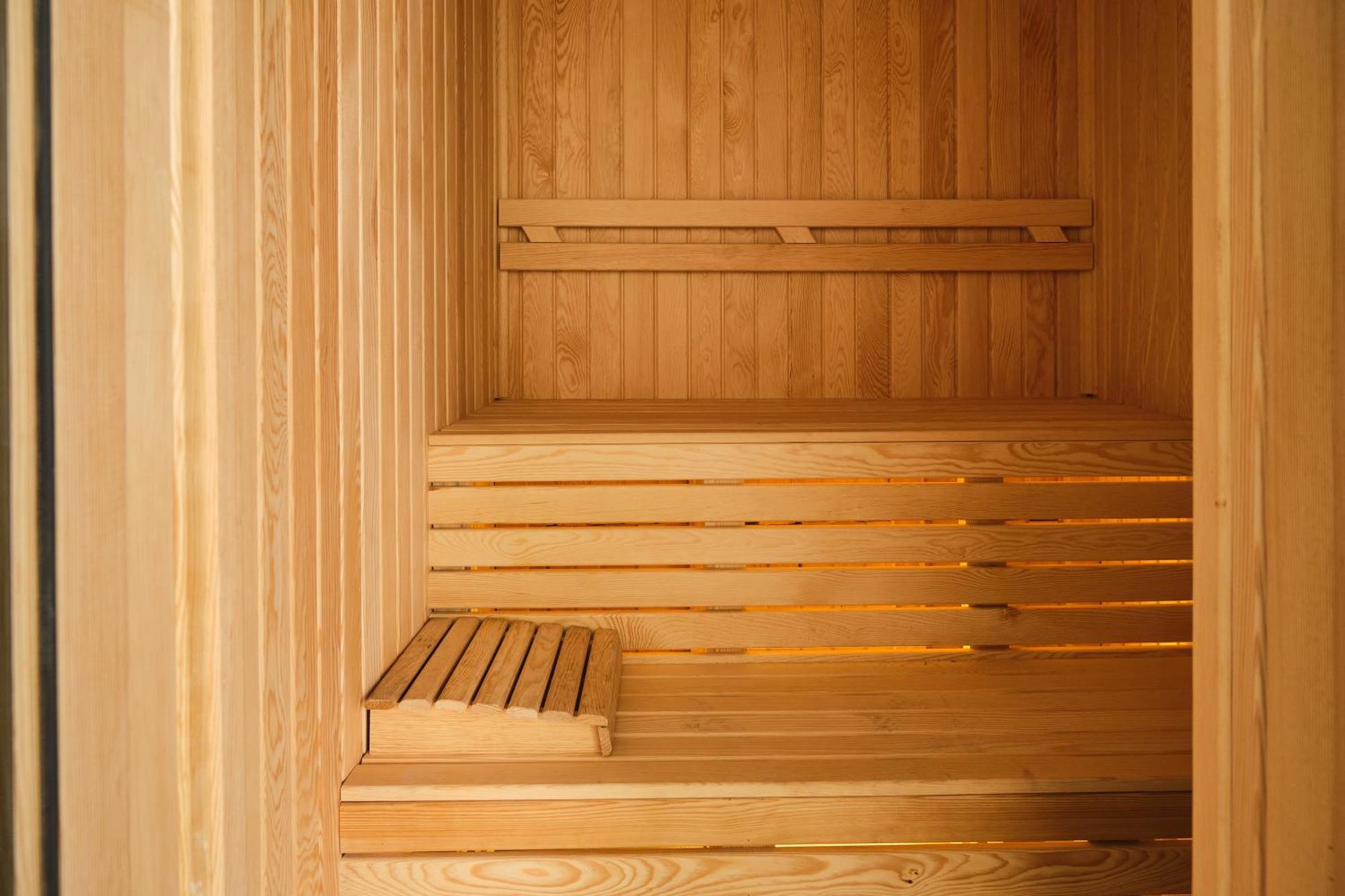 Ashta / Minimal Villa