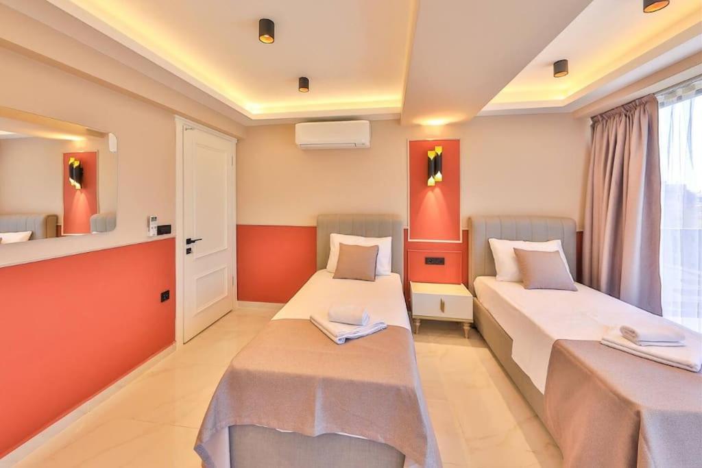 Isitmali Kapali Havuzlu Fresco * Fethiye