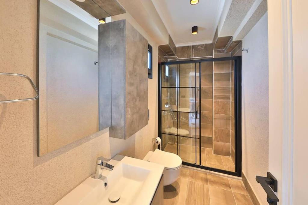 Isitmali Kapali Havuzlu Fresco Villa *