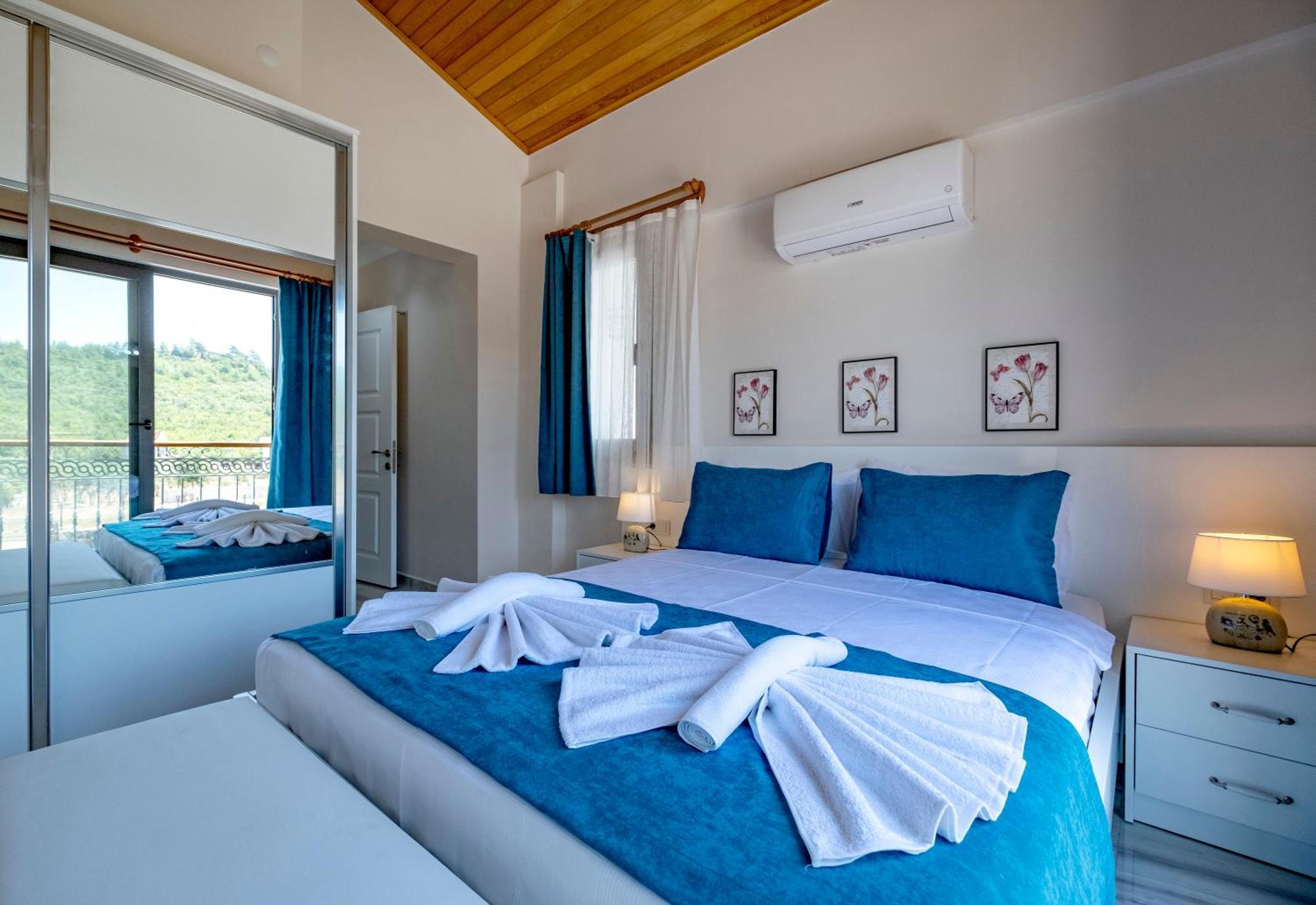 Perfect Peaceful In Oeluedeniz Villa Fethiye