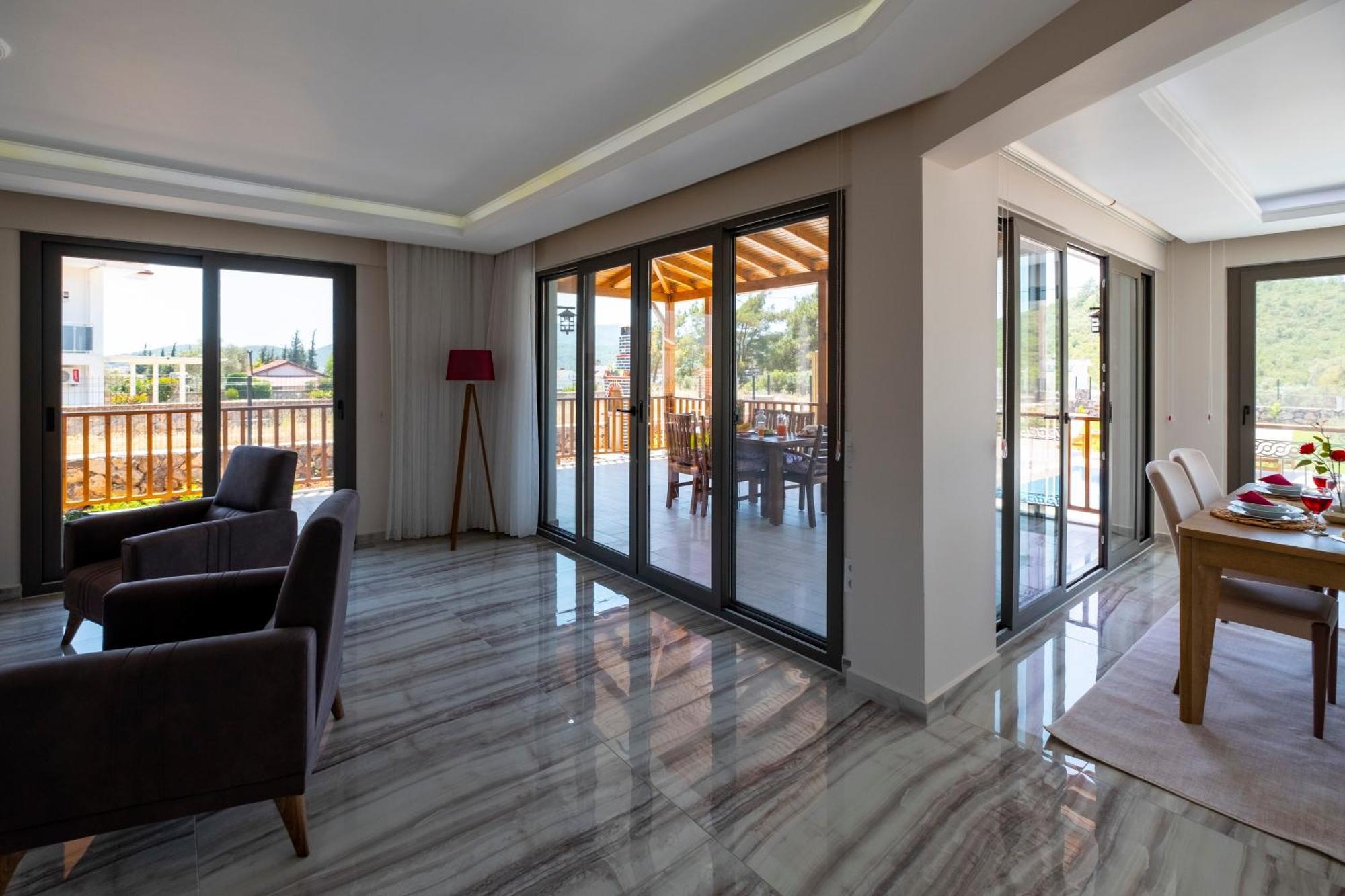 Villa Perfect Peaceful In Oeluedeniz *
