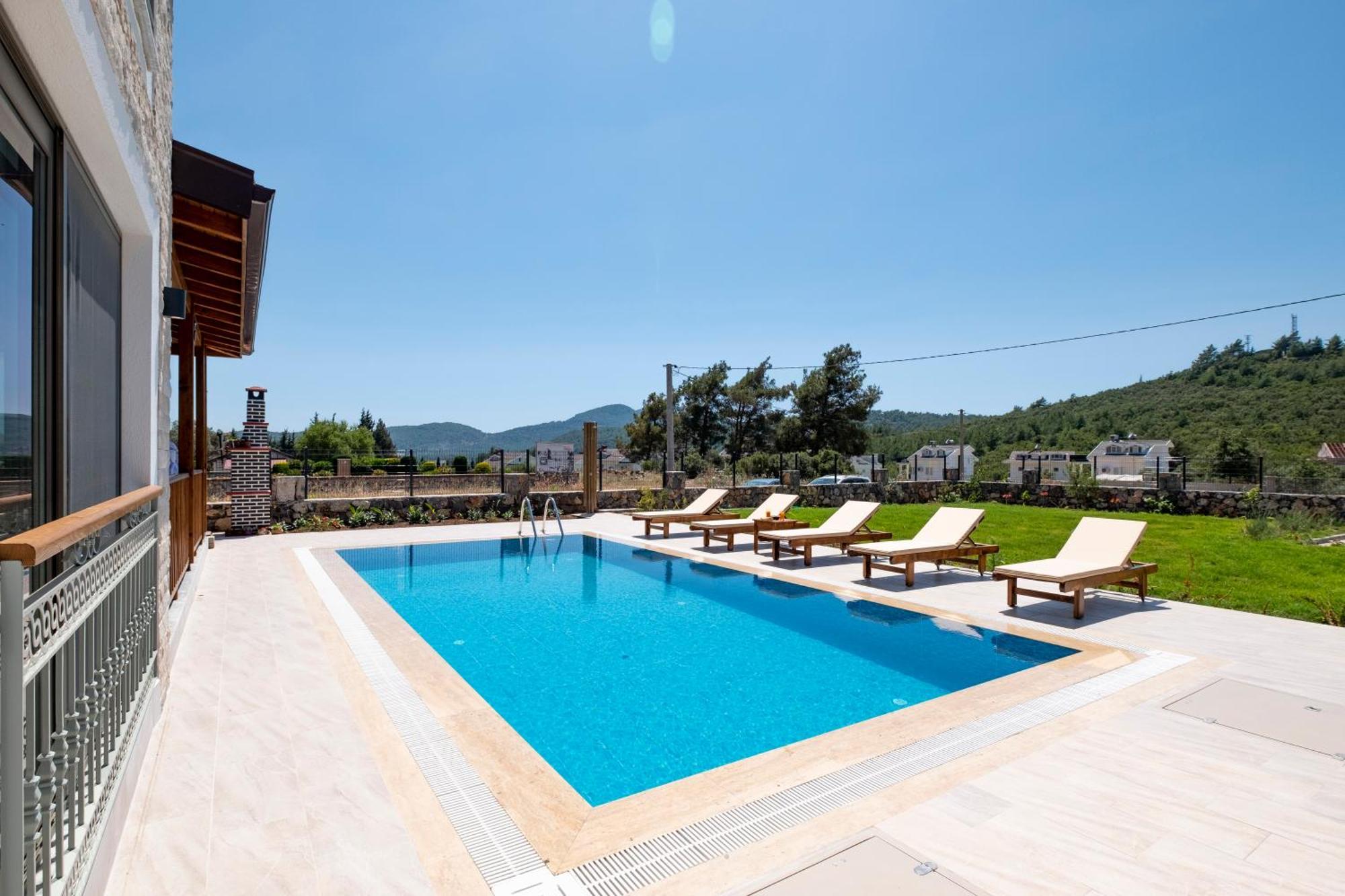Perfect Peaceful In Oeluedeniz