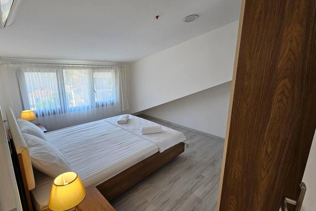 Riverside Suits- 7 Ile Evinizde Gibi