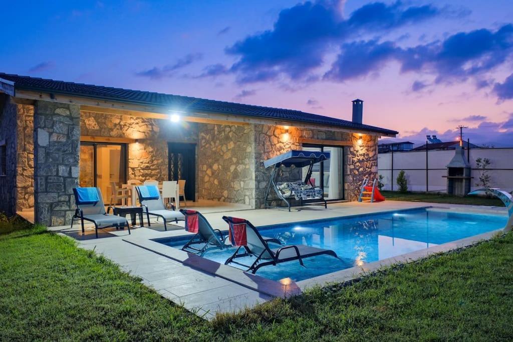 Villa Tas