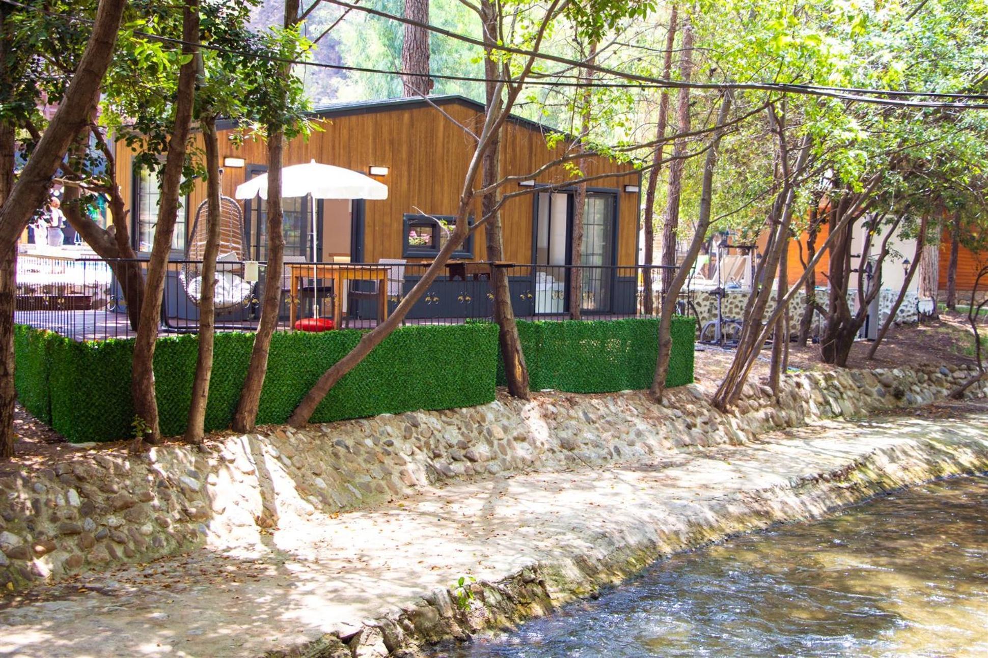 Suna Village & Hotel 3*