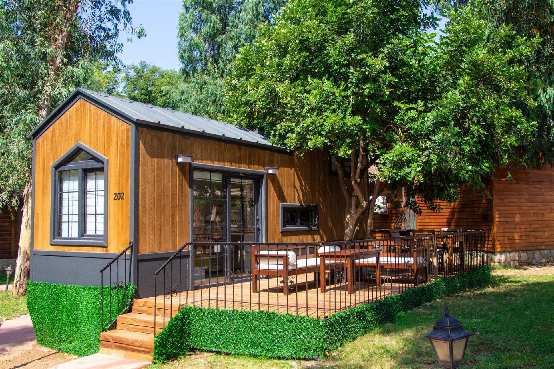 Hotel Suna Village &