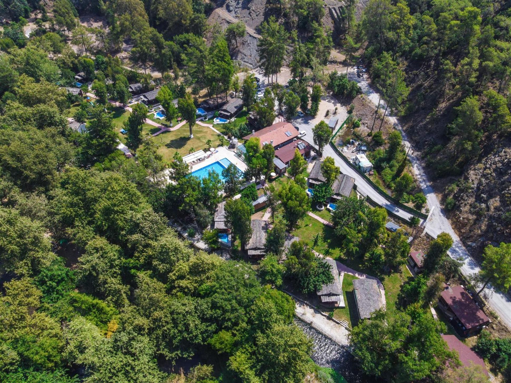 Hotel Suna Village & 3*