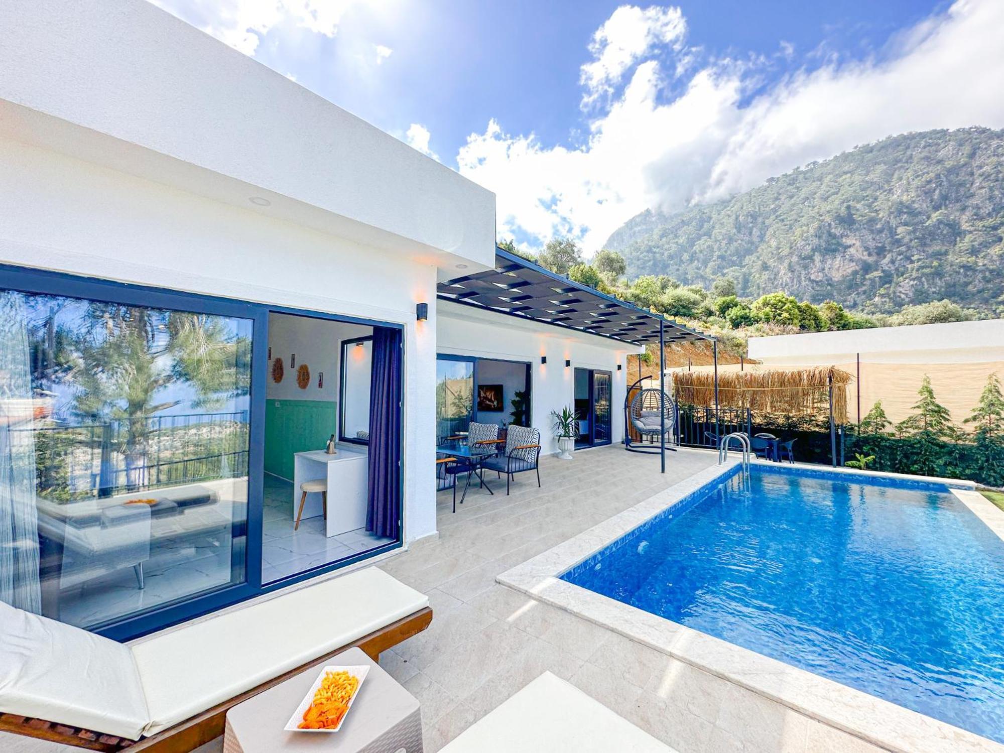 Villa More 1 *