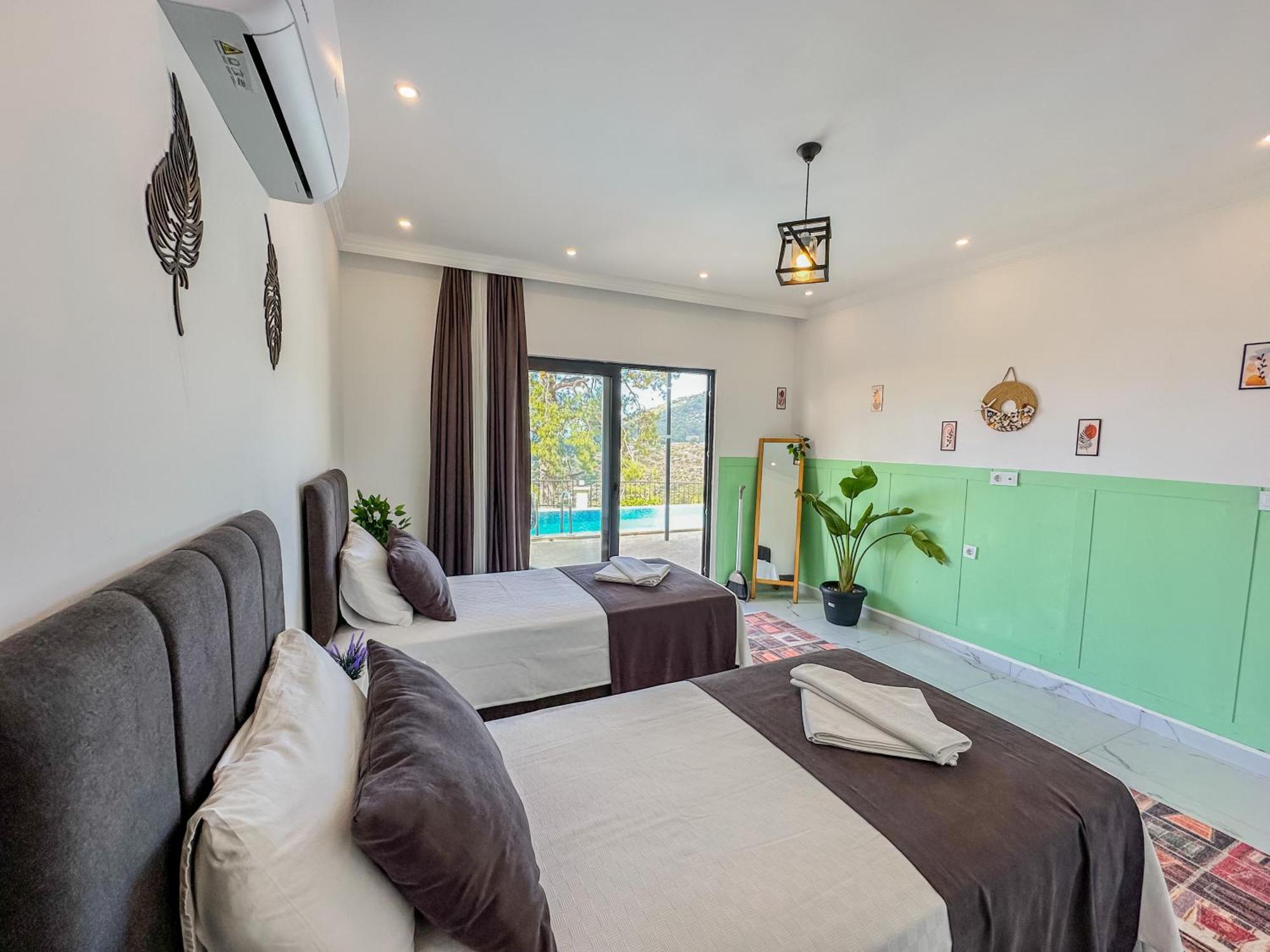 Villa More 1 *