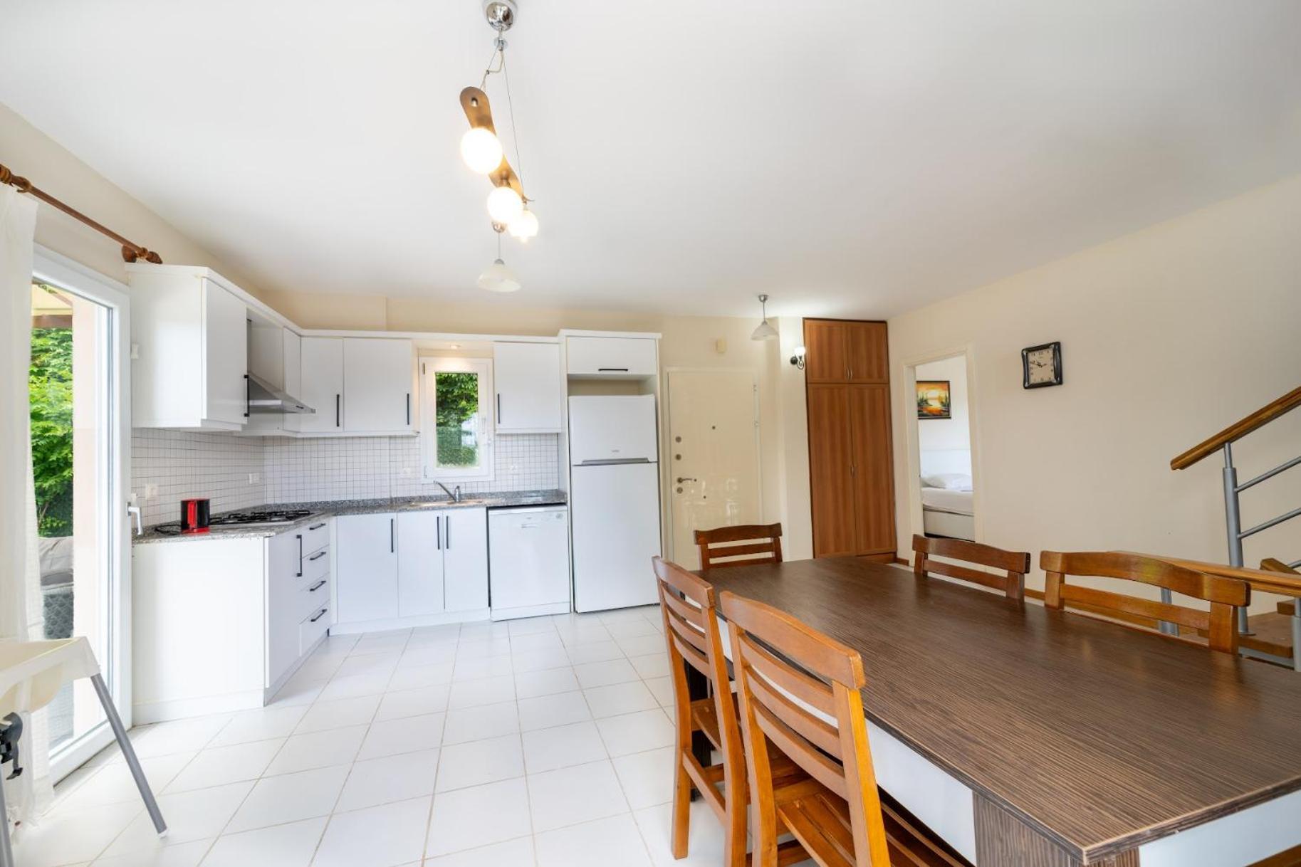 Oezel Havuzlu - Goecek Villa *