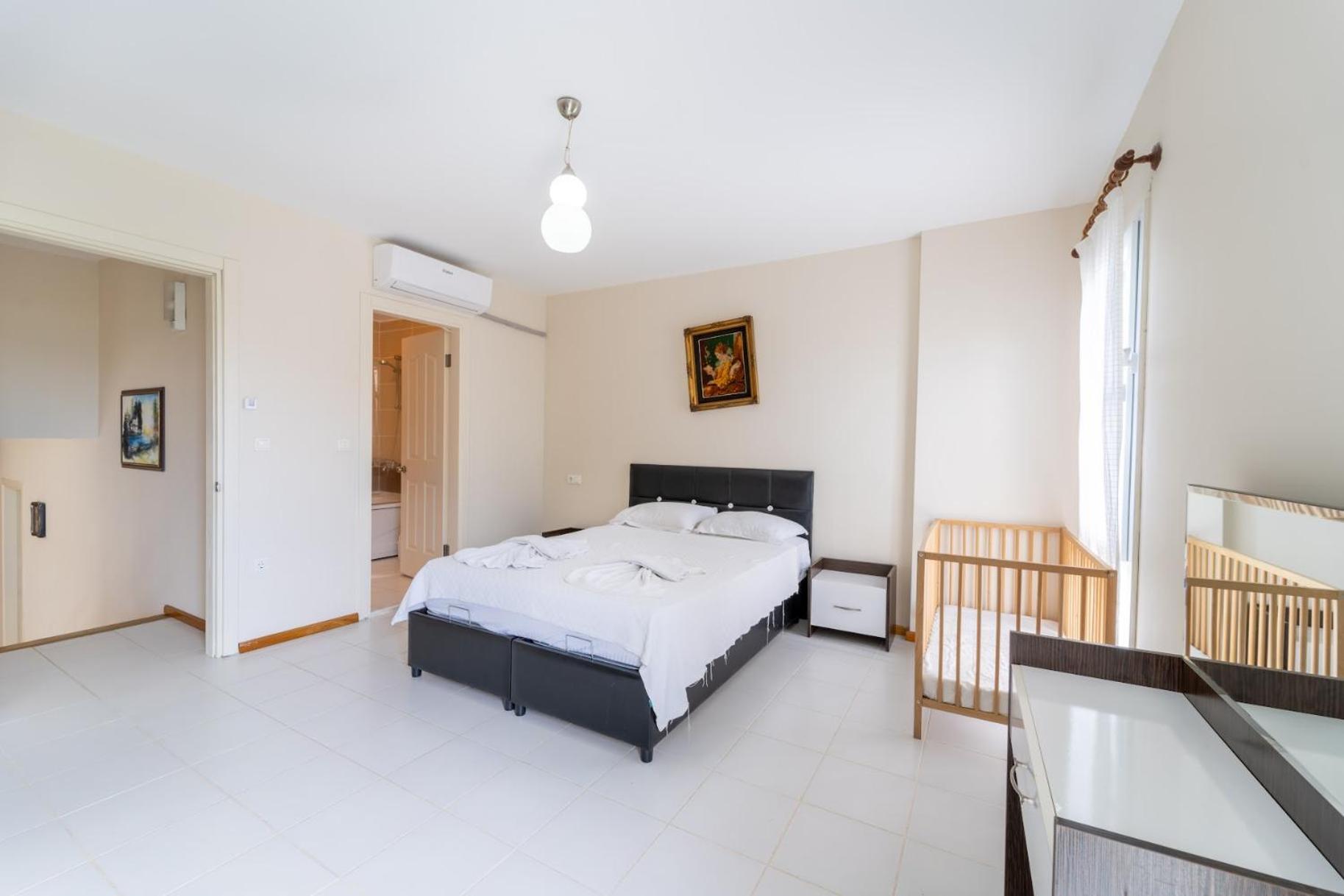 Oezel Havuzlu - Goecek Villa Fethiye