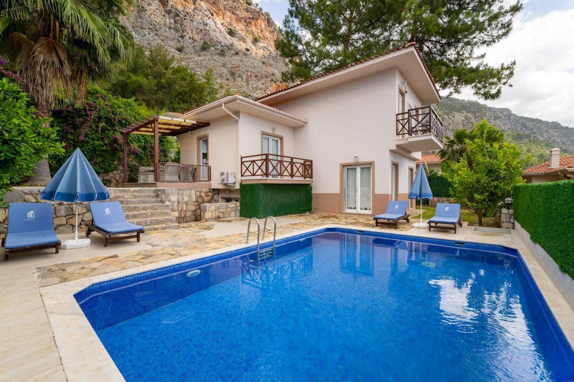 Oezel Havuzlu - Goecek Fethiye