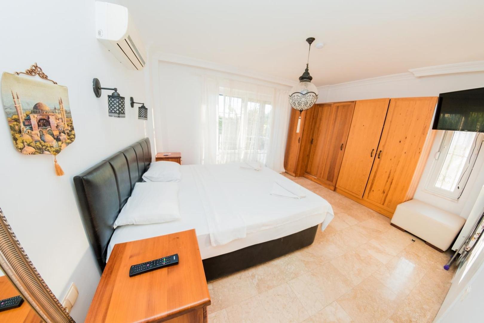 Defne, Walking Distance To Beach, 4 Bedroom, Fully Private Pool Area * Fethiye