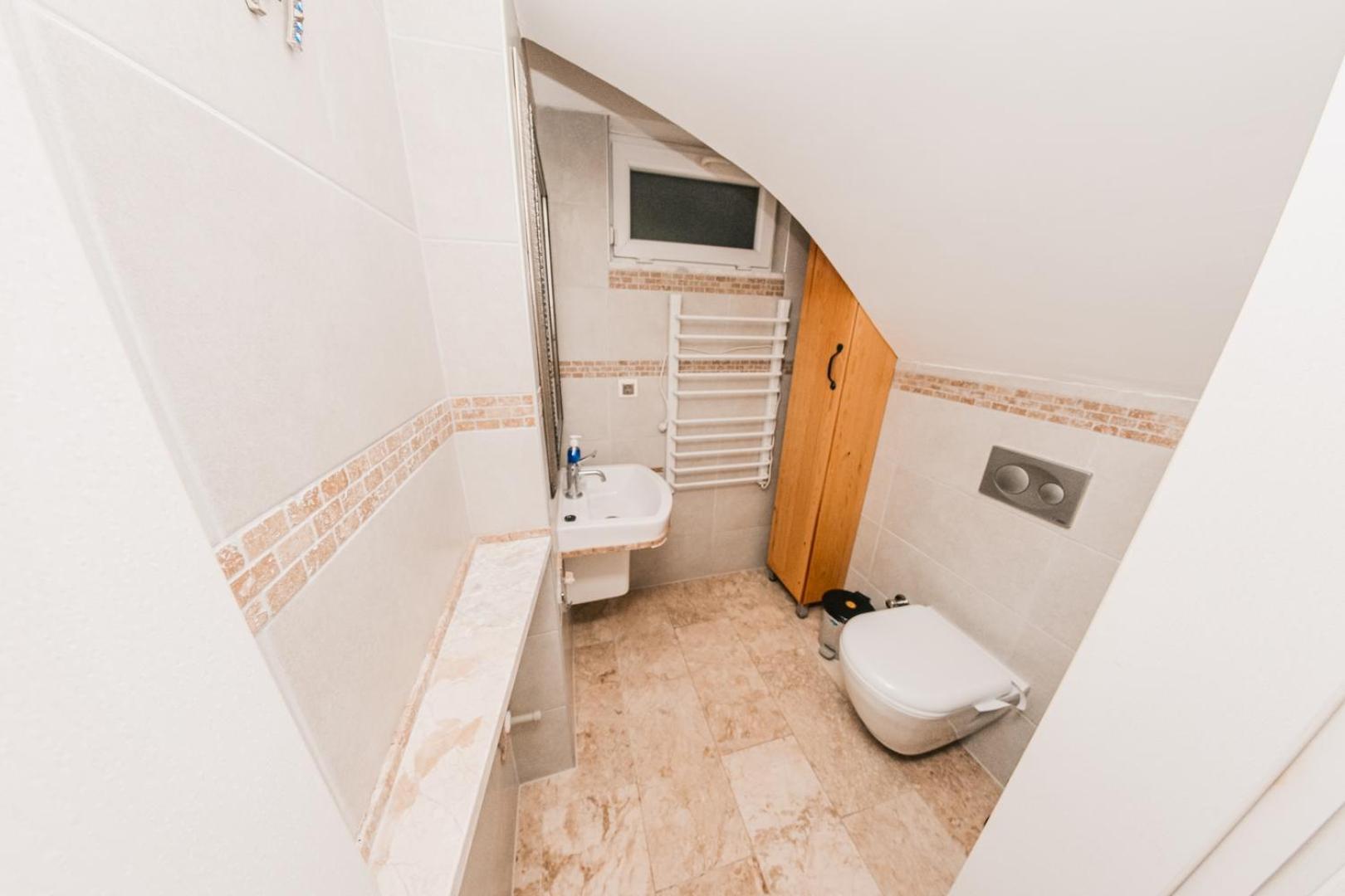Defne, Walking Distance To Beach, 4 Bedroom, Fully Private Pool Area *