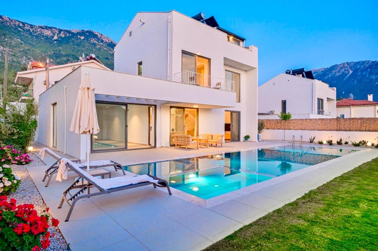 Ion Indoor Heated Pool, Sauna, Jacuzzi, Underfloor Heating System Villa *
