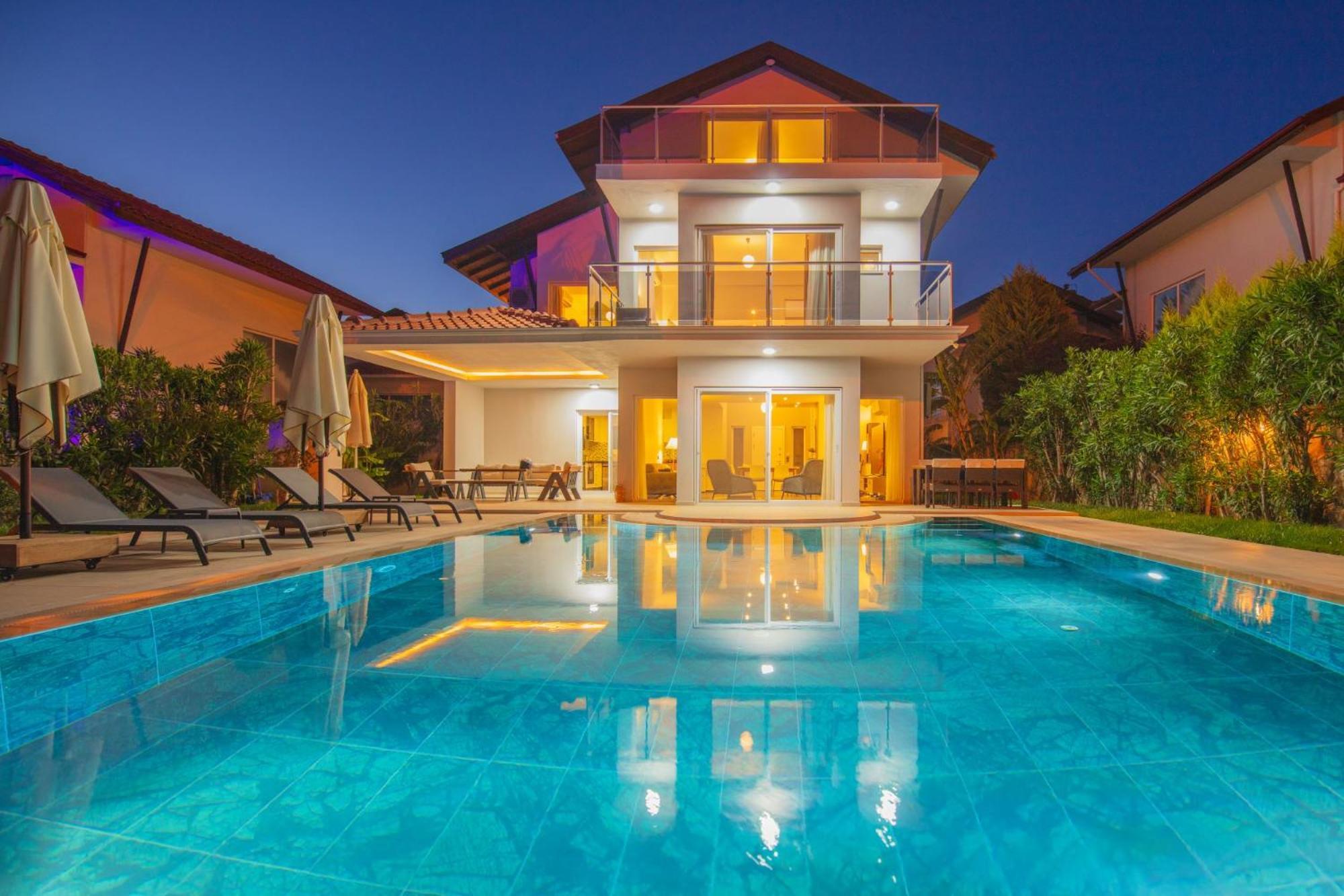 Villa Lumar Homes - Valley