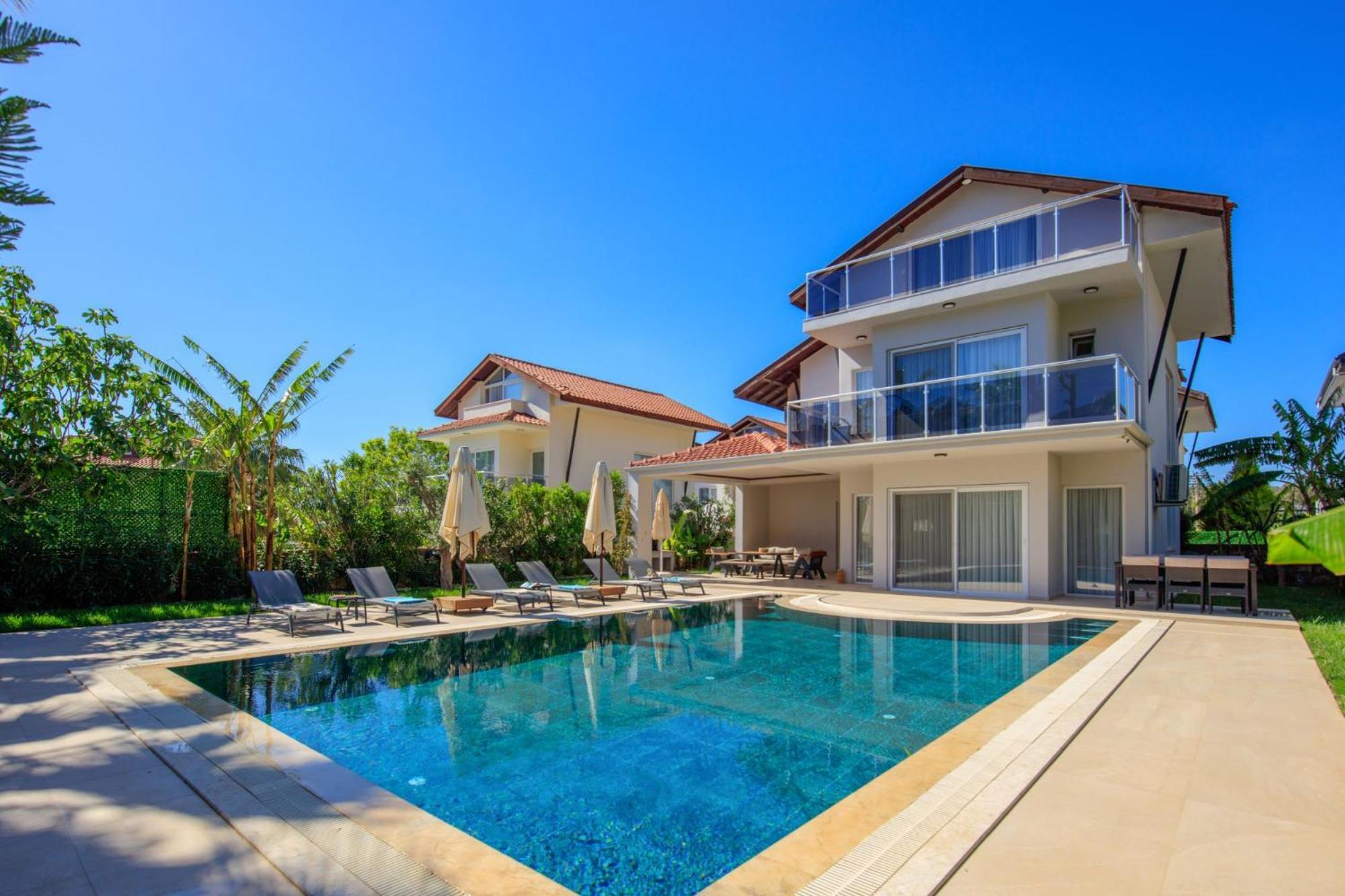 Villa Lumar Homes - Valley *