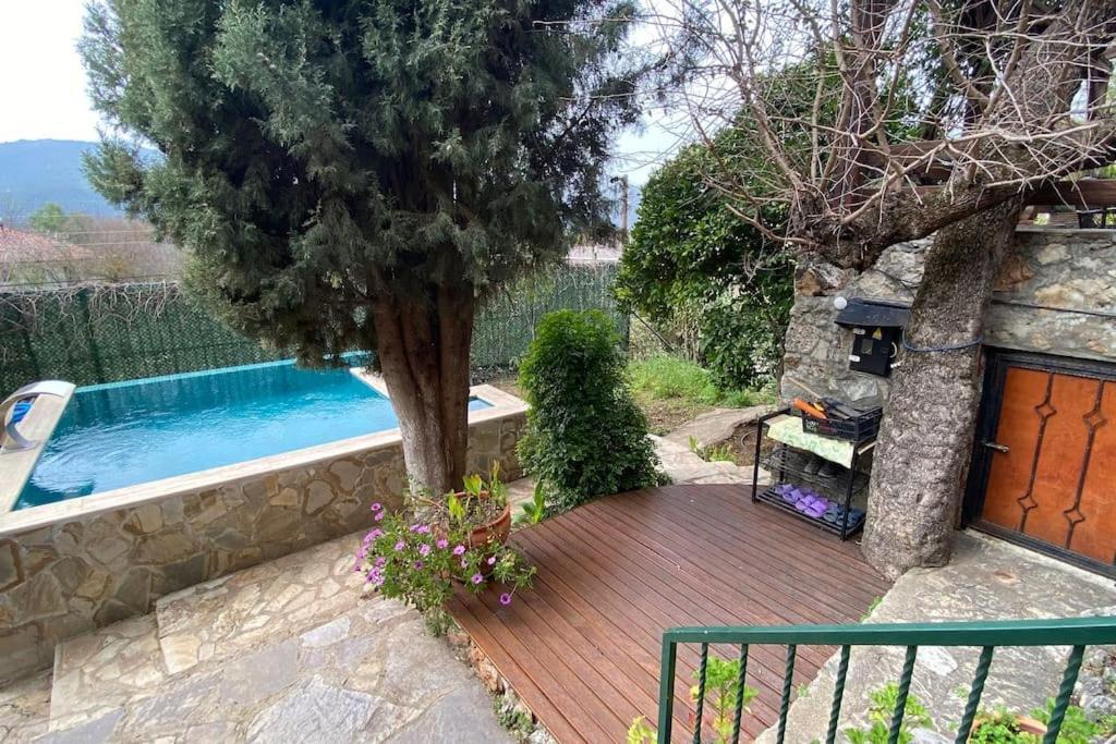 Benzersiz Jakuzili Villa Fethiye