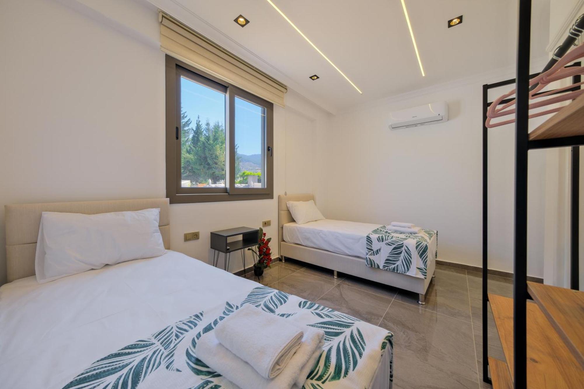 Valyrian Villa *