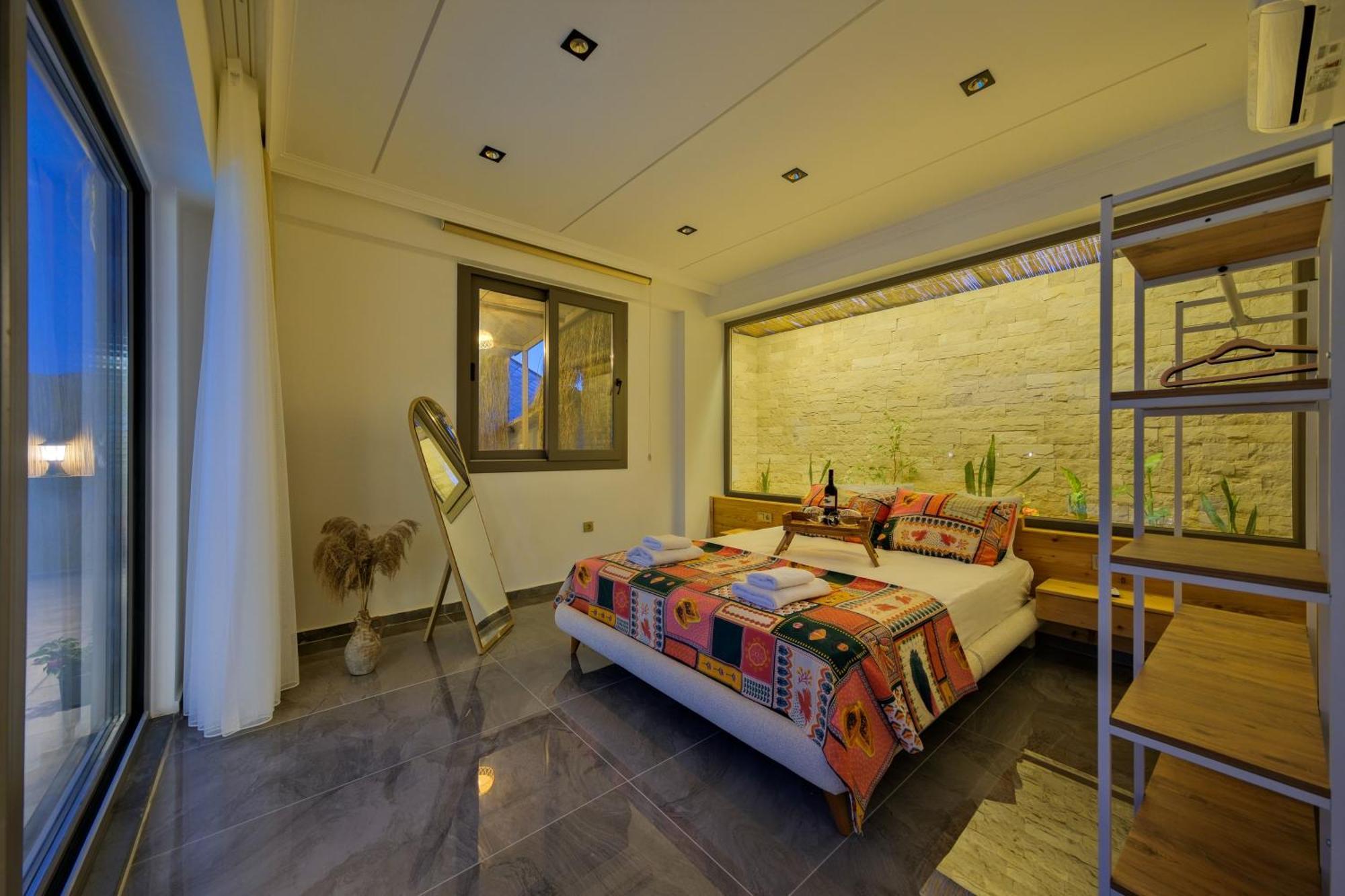 Valyrian Villa