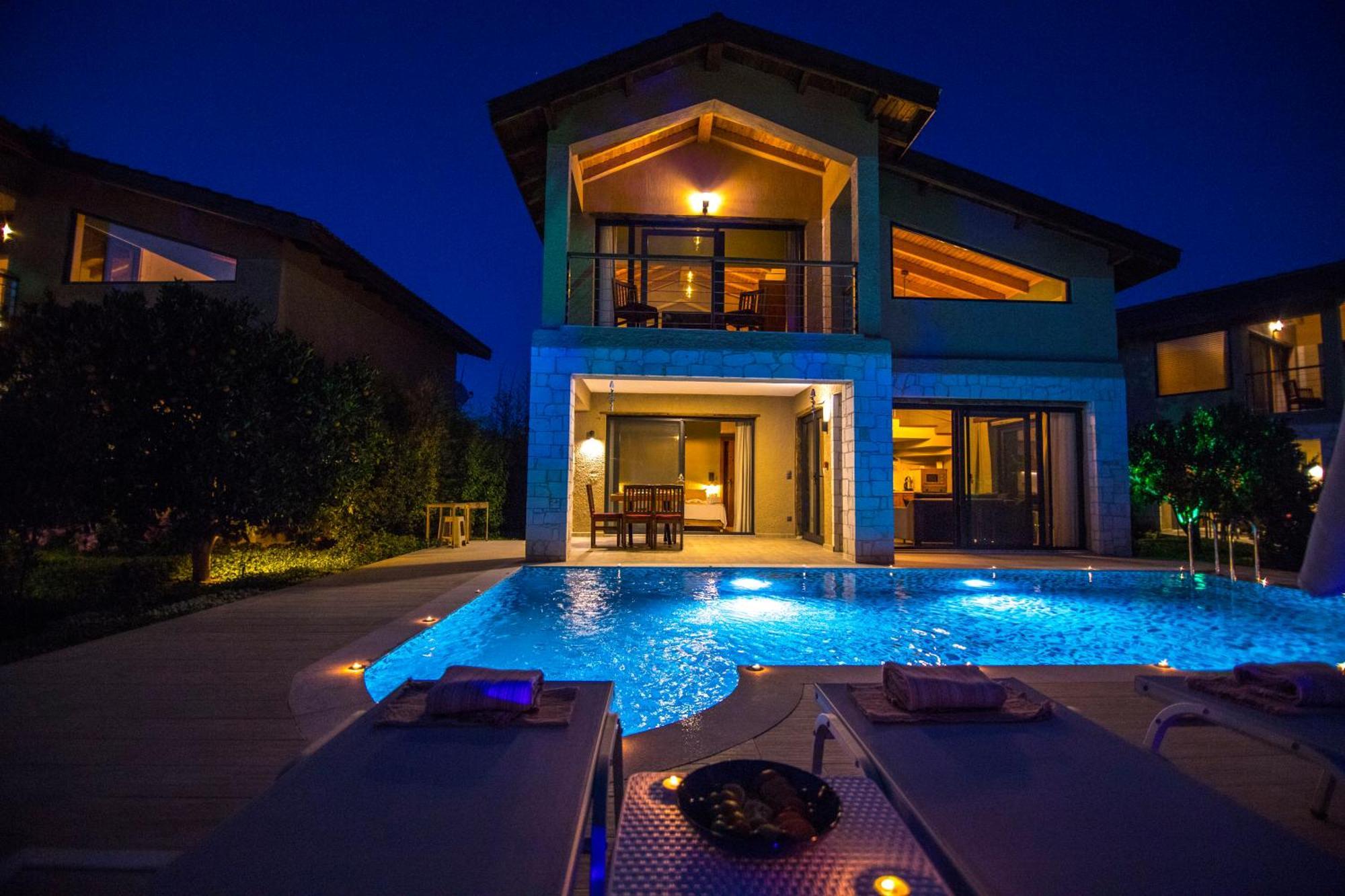 Volans Villa *