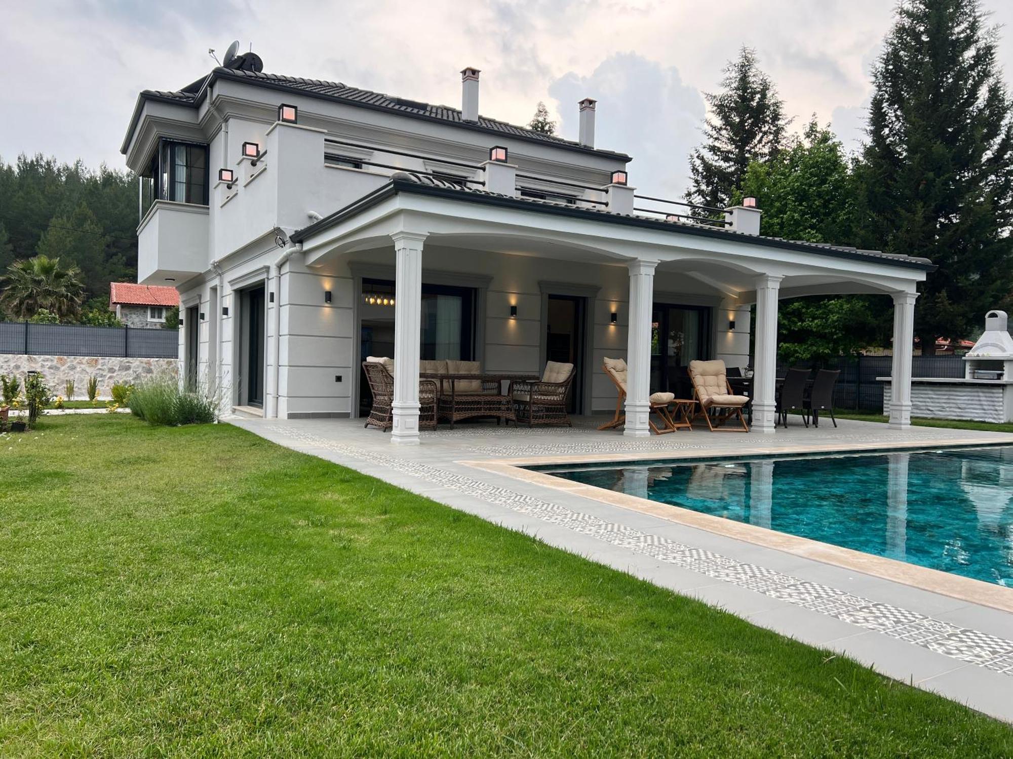 Ahu Grape Villa *