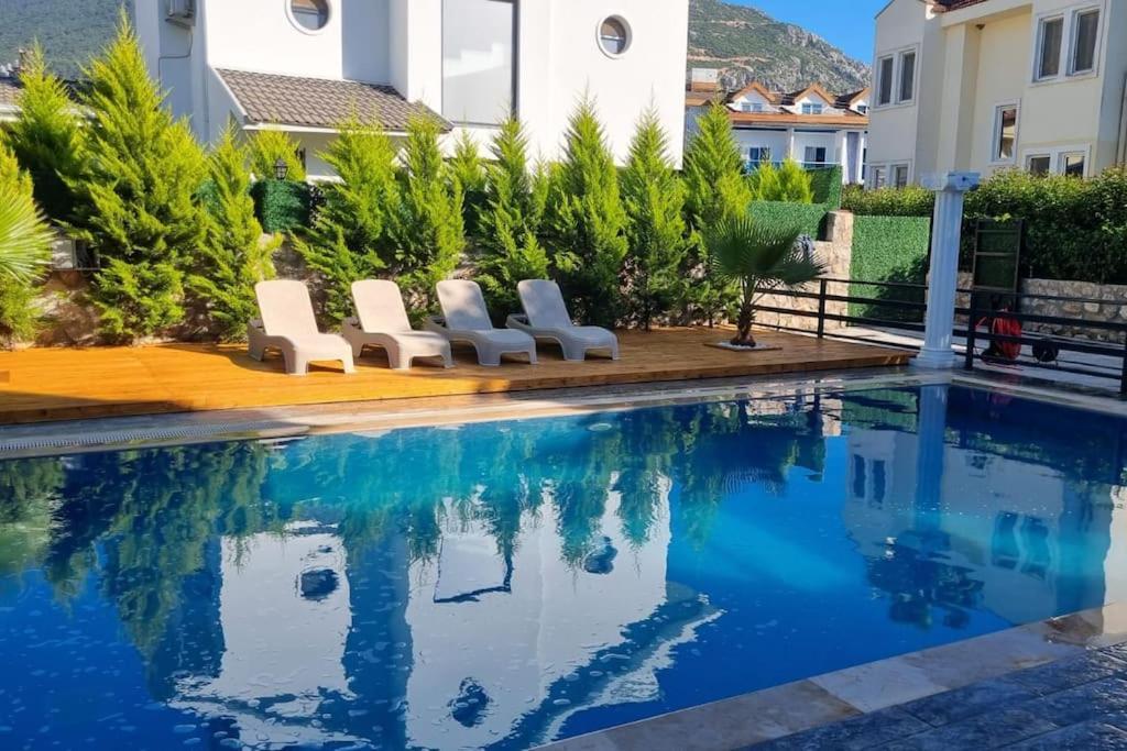 Fethiye'de Havuzlu Villa *