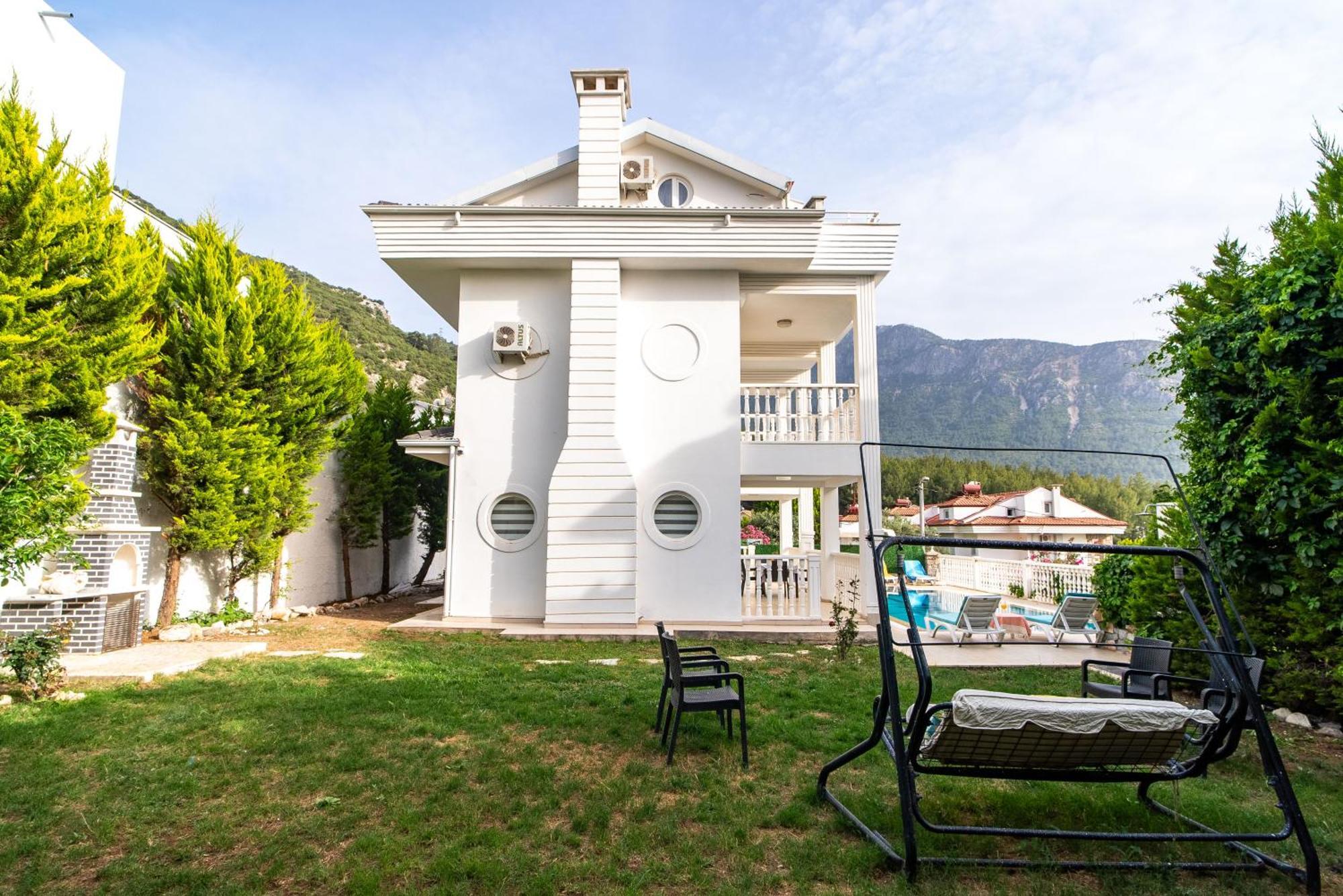 Angel - Private Pool And Nature View In Oeluedeniz *