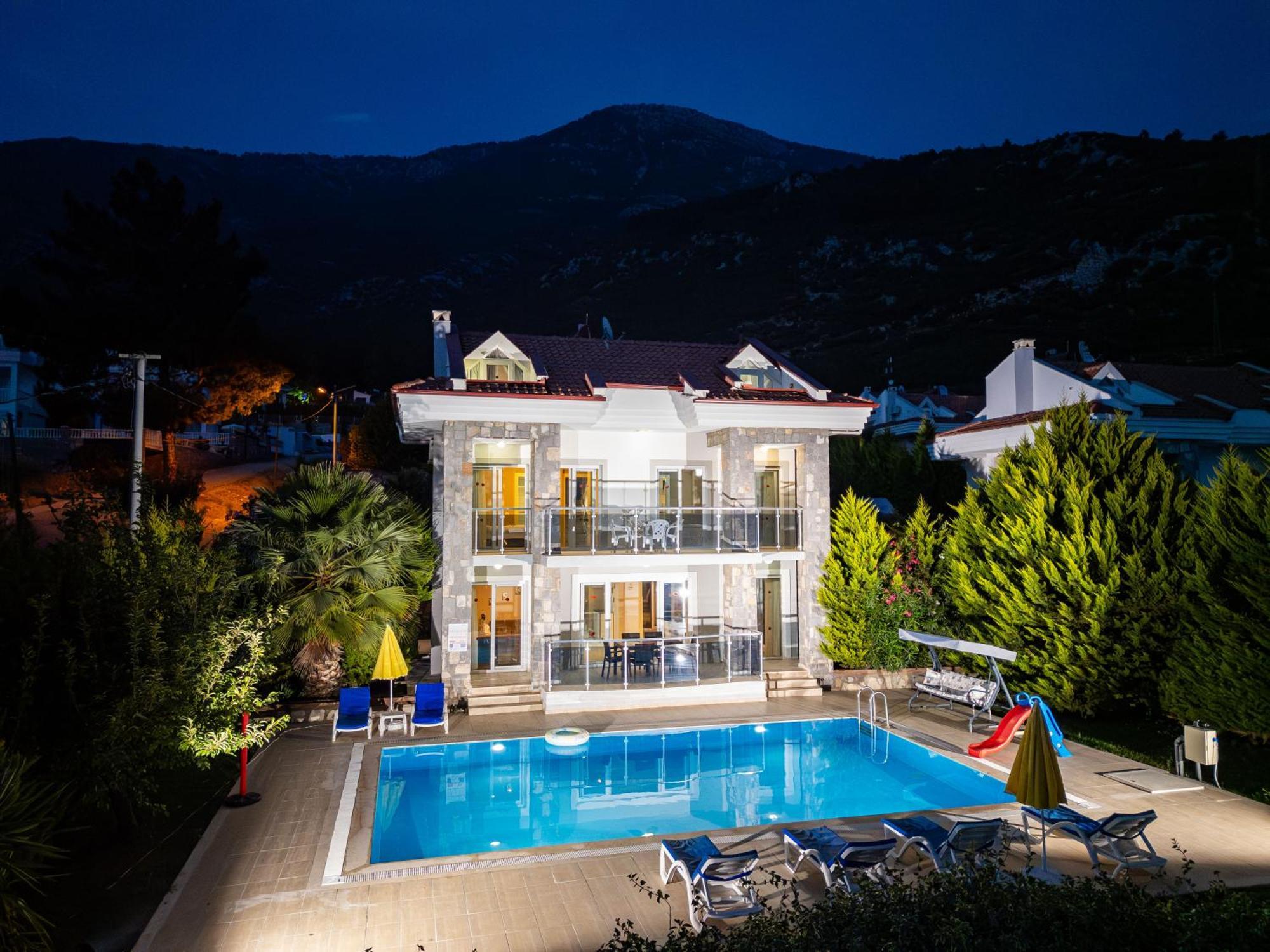 Yasam Park Rena Villalari Oeluedeniz Villa