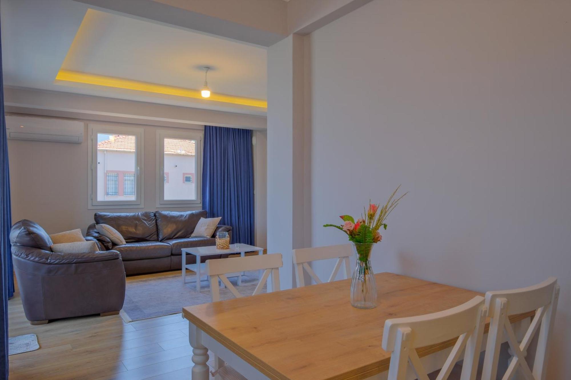 Pine 2 Apartment